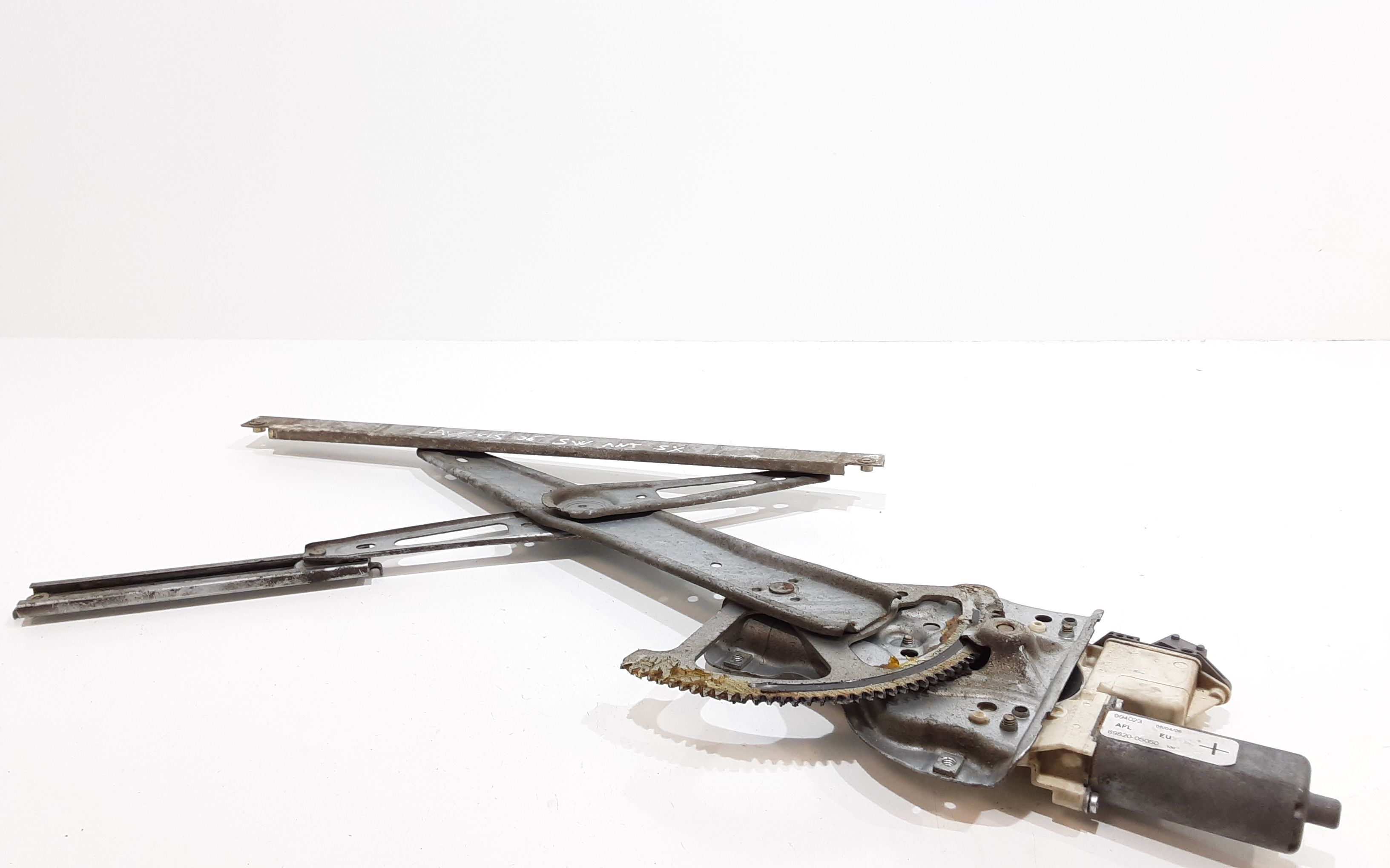 Cremagliera anteriore sinistra Guida TOYOTA Avensis S. Wagon 2 Serie