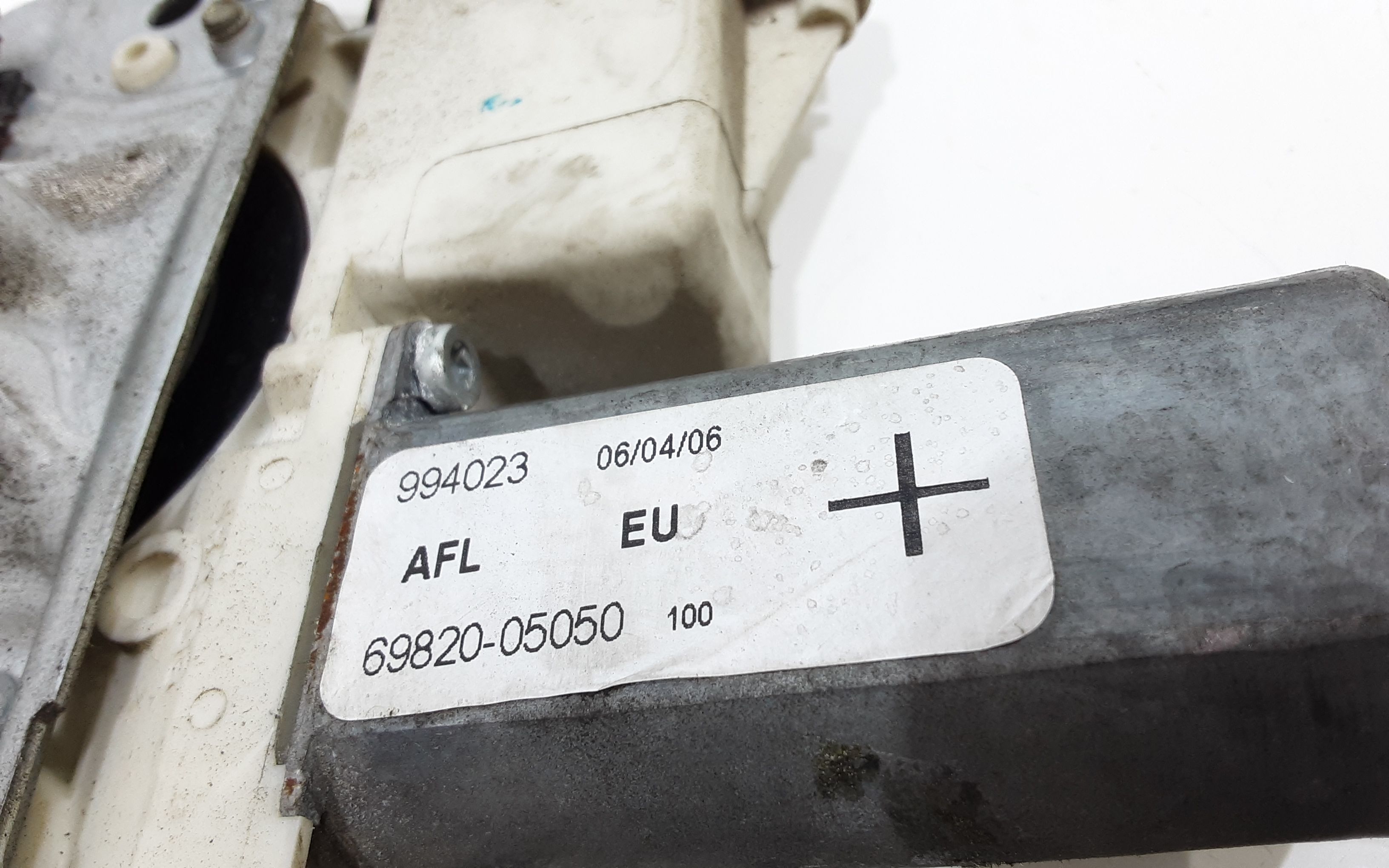 Cremagliera anteriore sinistra Guida TOYOTA Avensis S. Wagon 2 Serie