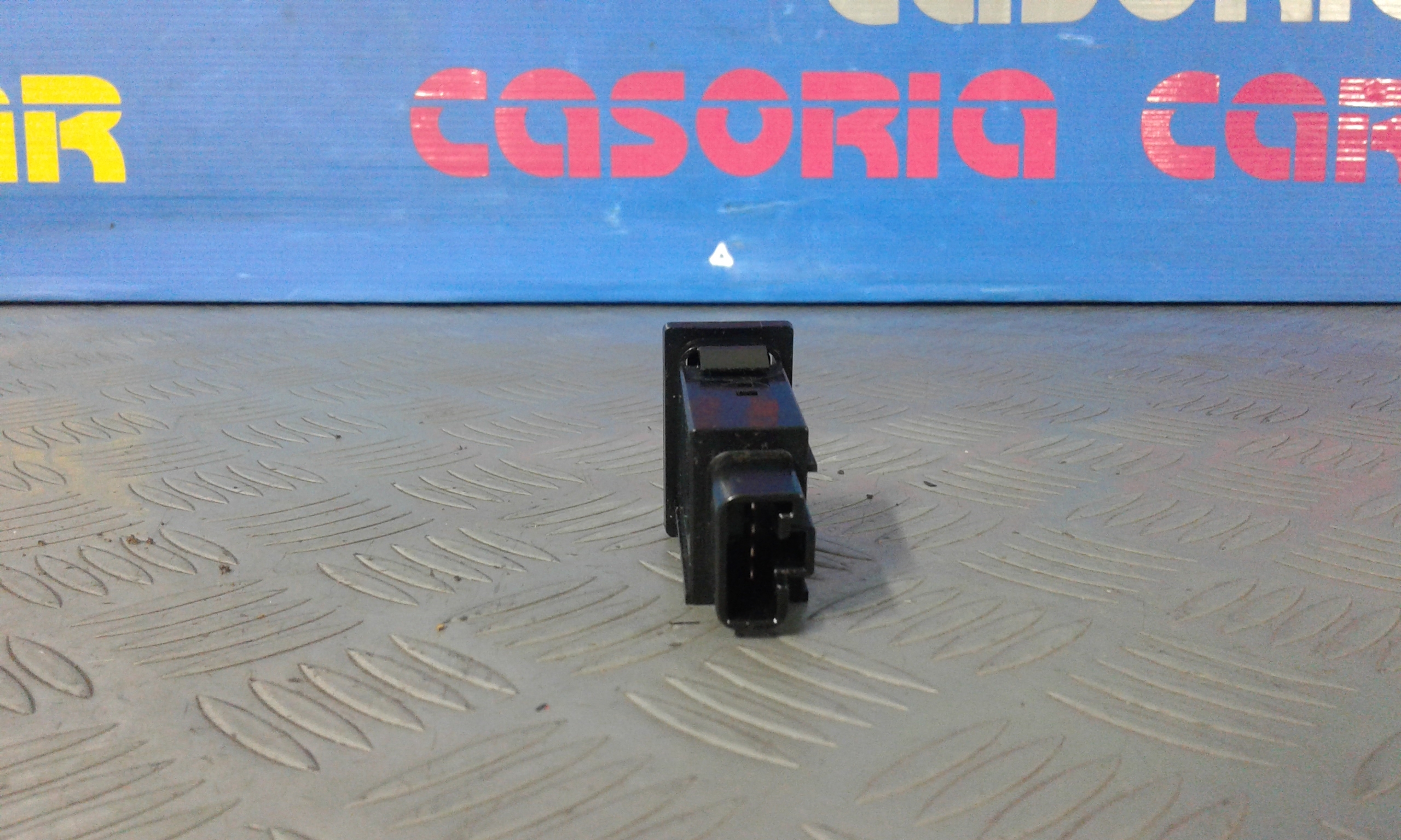 Pulsante TOYOTA Rav4 3 Serie