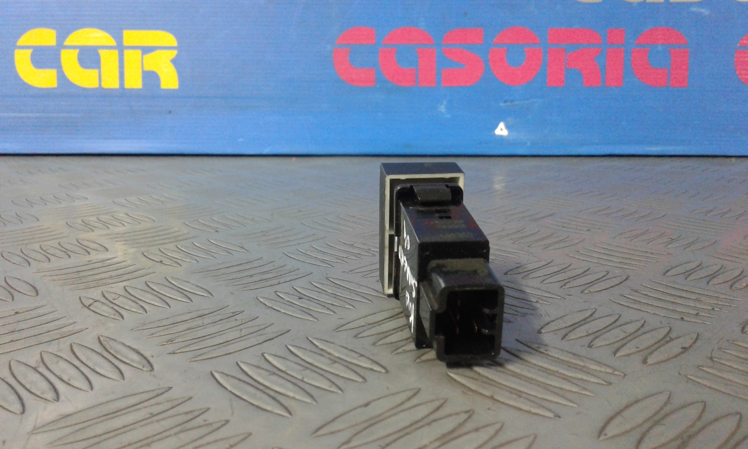 Pulsante KIA Sorento 1 Serie