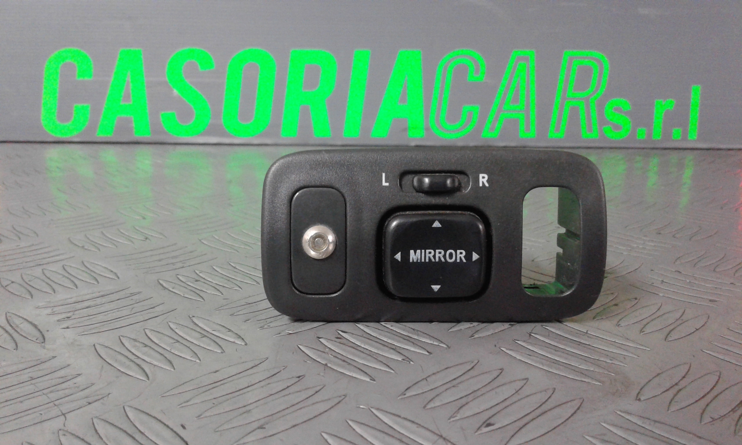 Pulsante TOYOTA Yaris 2 Serie