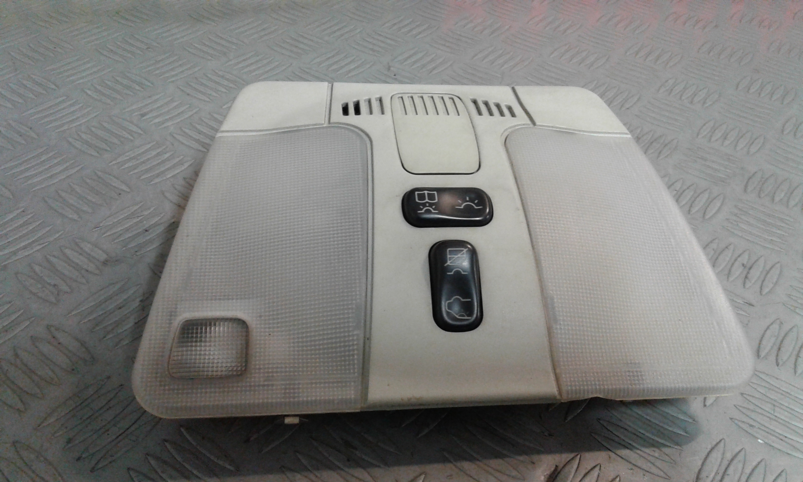 Luce di cortesia anteriore MERCEDES Classe E Berlina W210