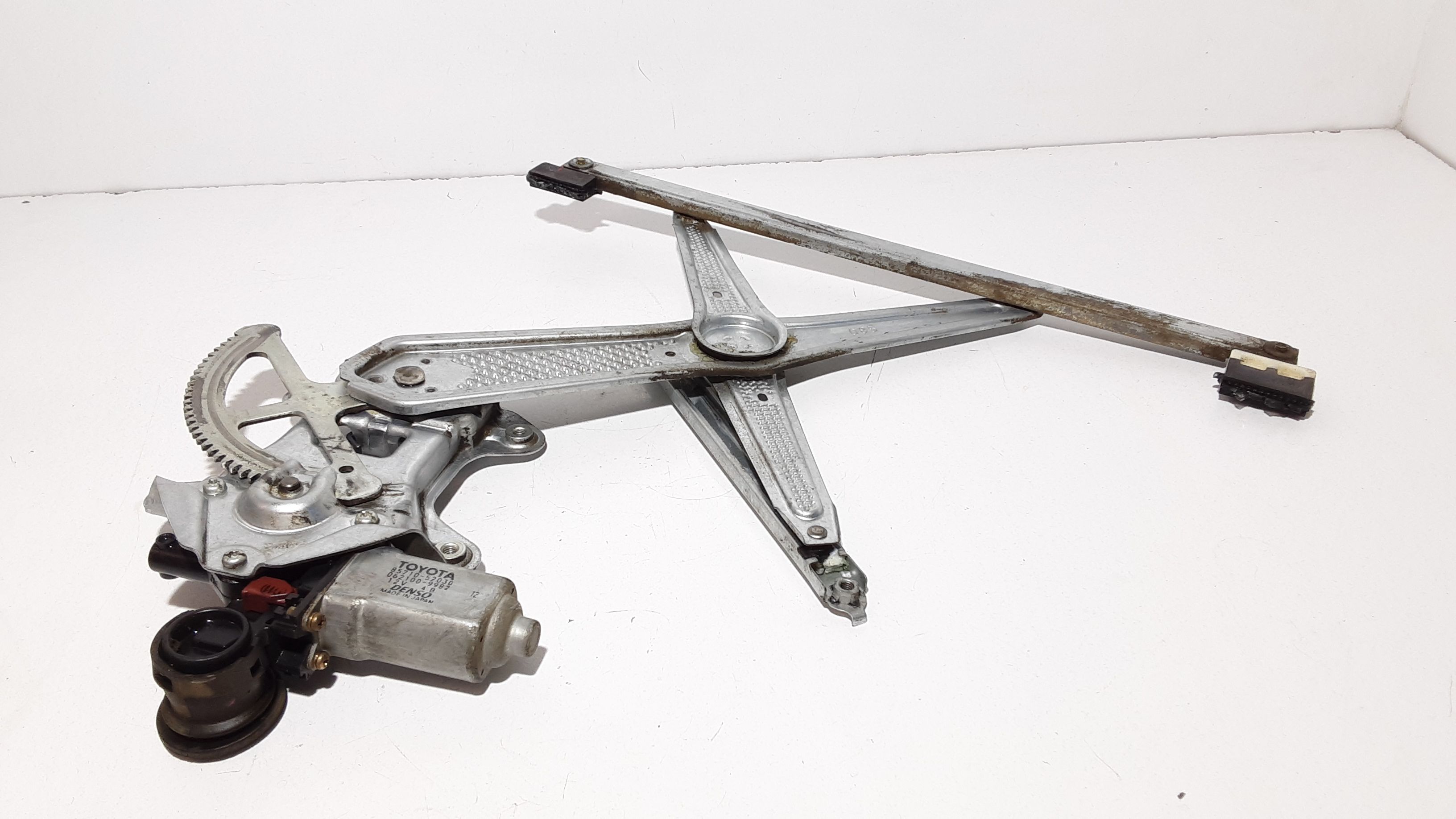 Cremagliera anteriore destra passeggero TOYOTA Yaris 1 Serie