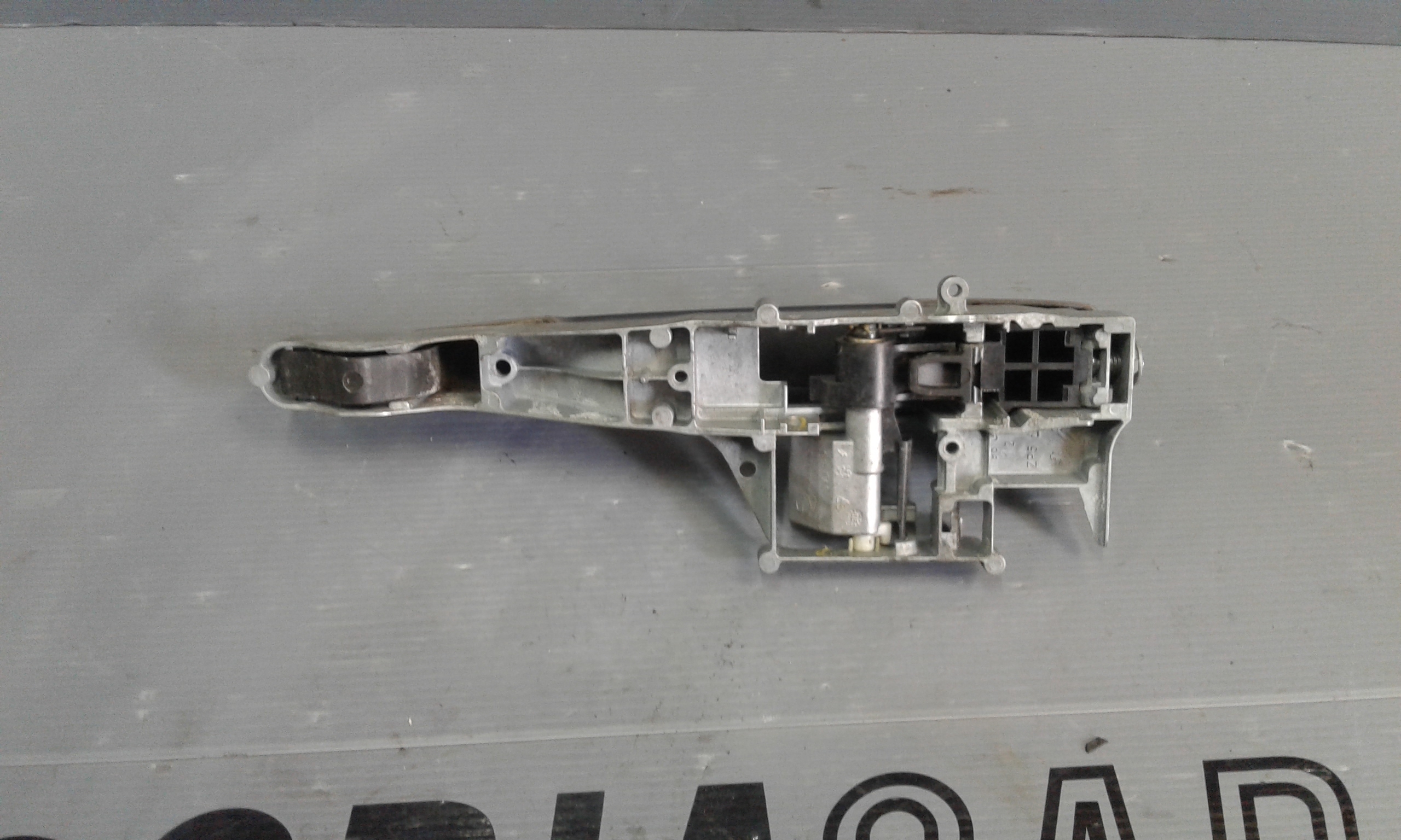 Maniglia esterna Posteriore Sinistra PEUGEOT 207 S. Wagon