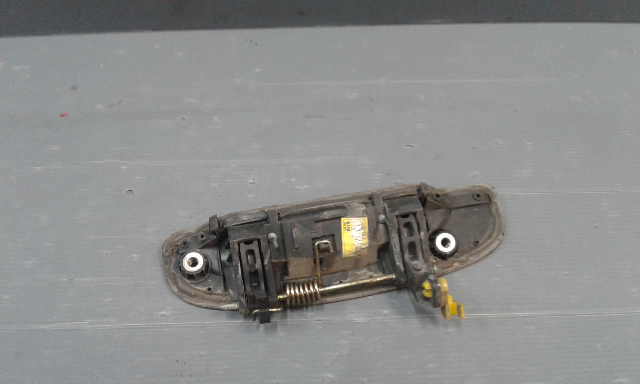 Maniglia esterna Posteriore Sinistra HYUNDAI Getz 1 Serie