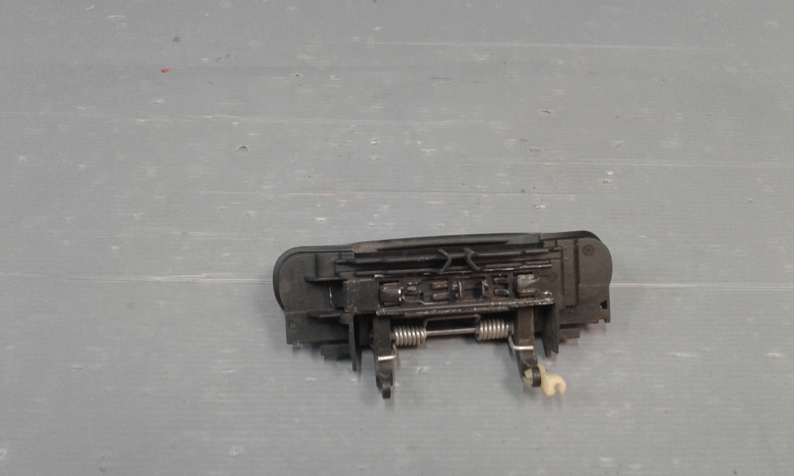 Maniglia esterna Posteriore Sinistra AUDI A4 Berlina 2 Serie