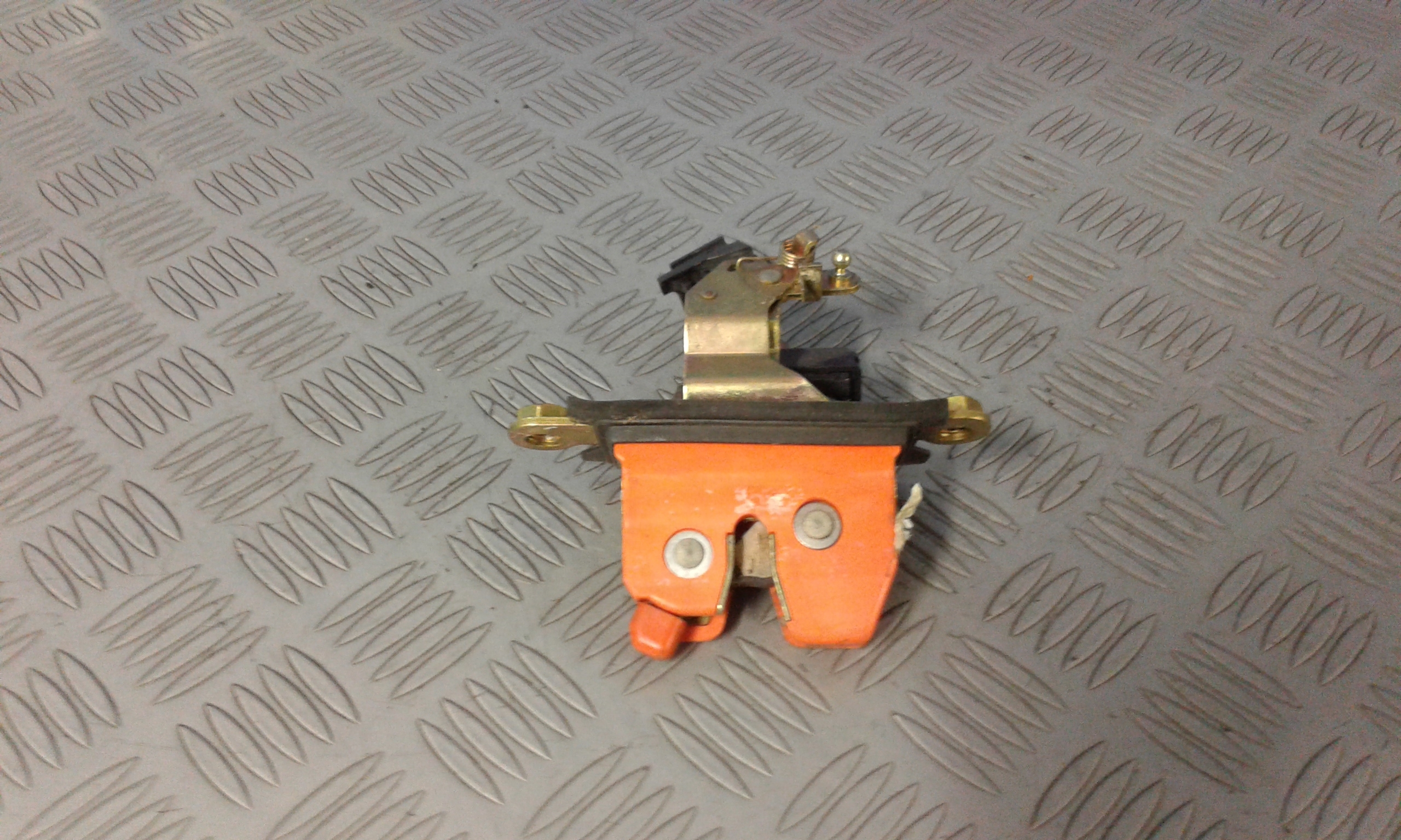 Serratura Cofano Posteriore SKODA Octavia Berlina 2 Serie