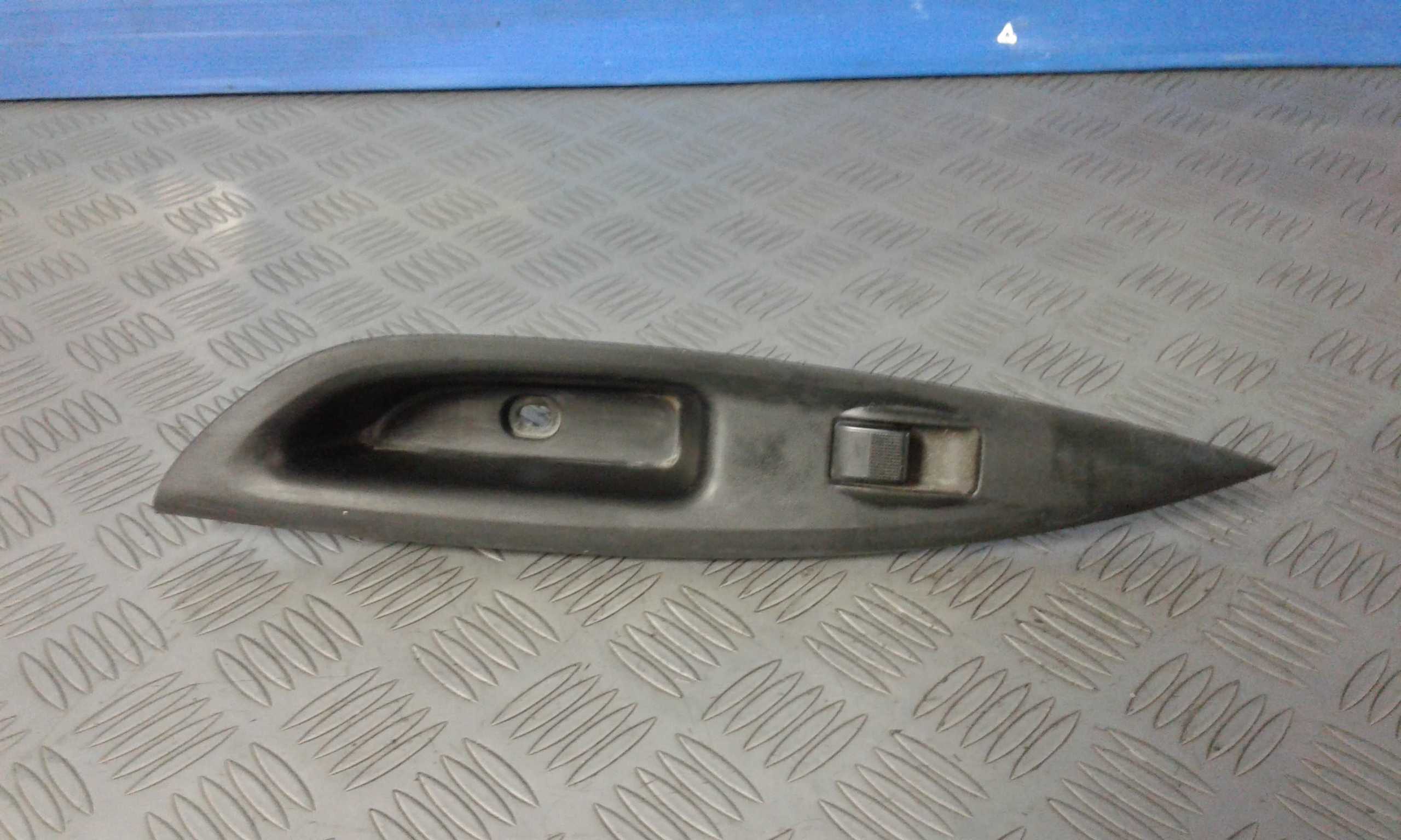 Pulsantiera Posteriore Sinistra MAZDA 6 S. Wagon