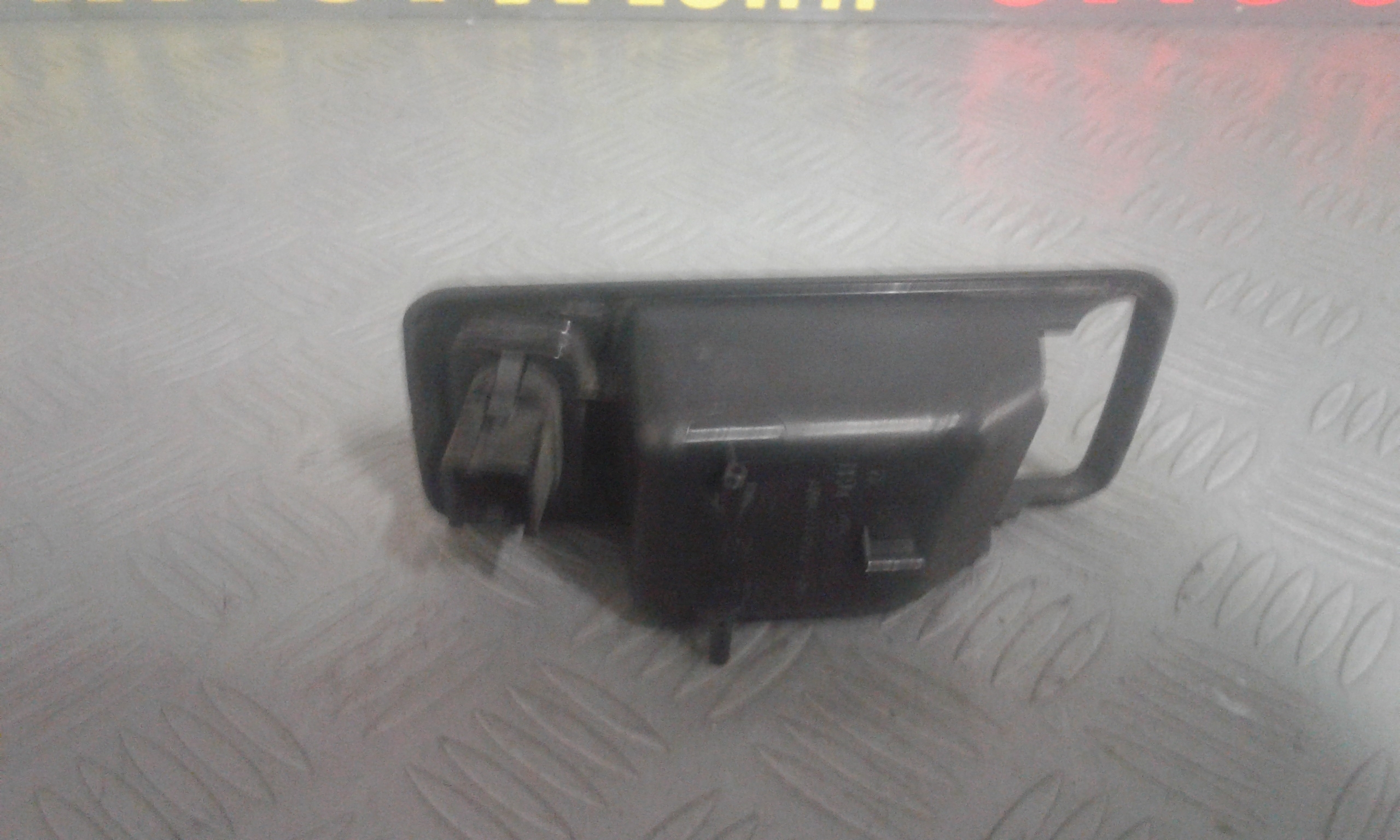 Pulsantiera Posteriore Sinistra FORD C - Max 1 Serie