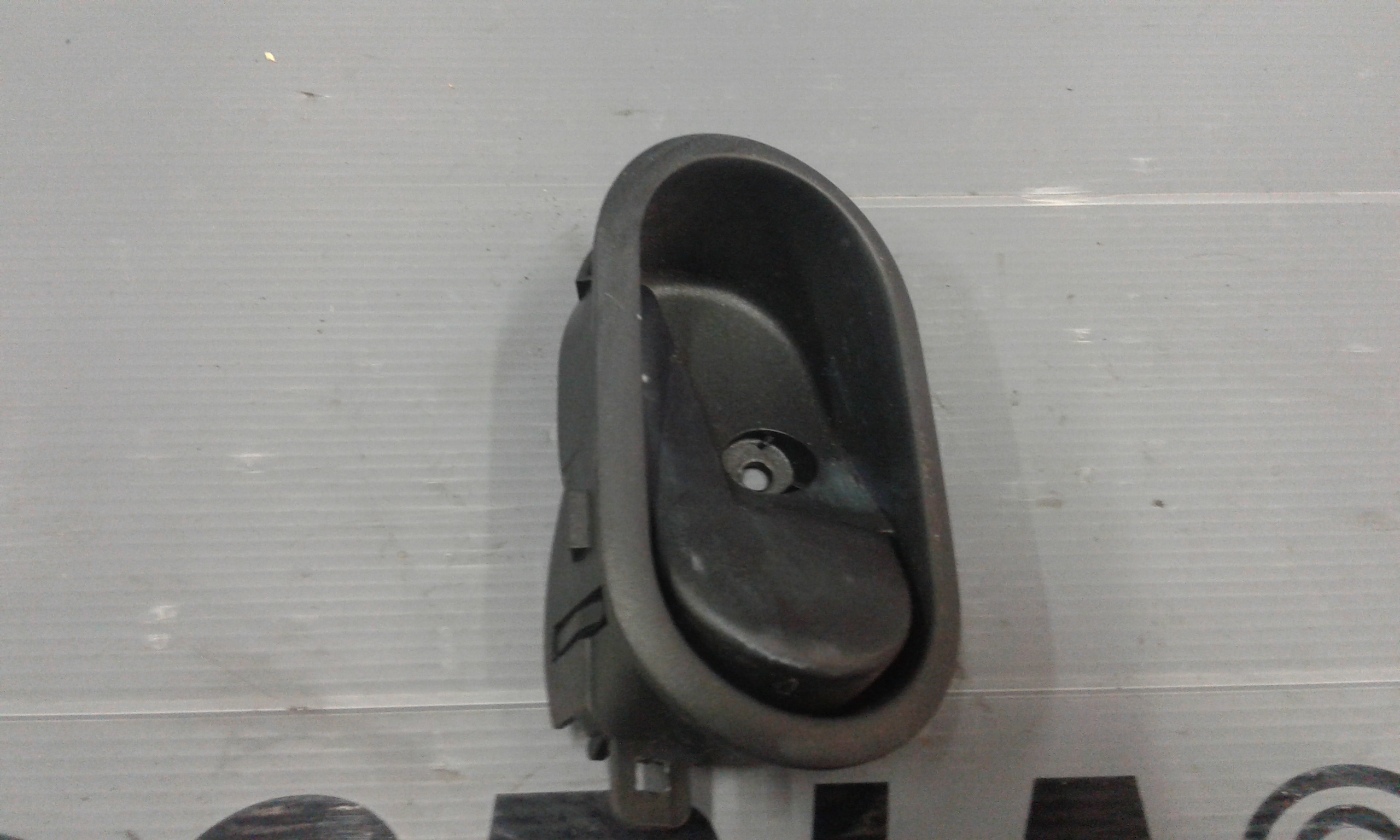 Maniglia interna Posteriore Destra FORD Fiesta 4 Serie