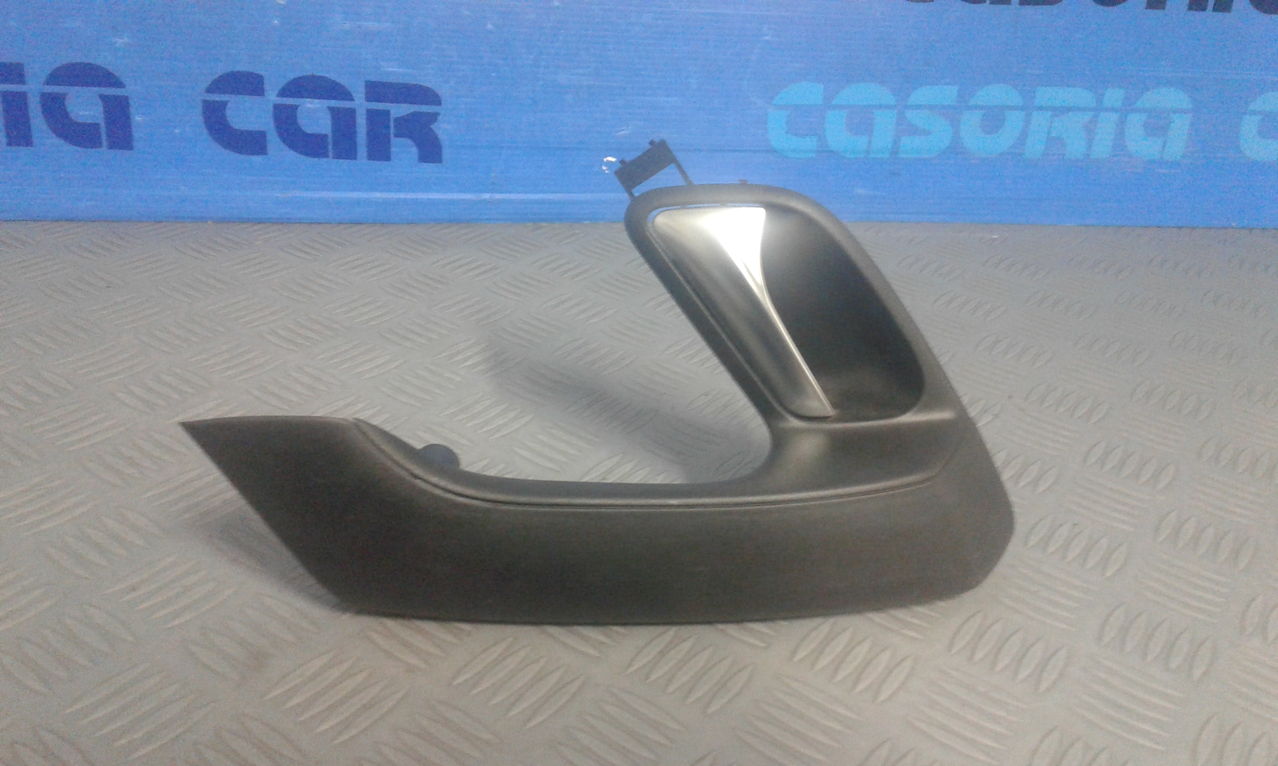 Maniglia interna Posteriore Sinistra VOLKSWAGEN Polo 5 Serie