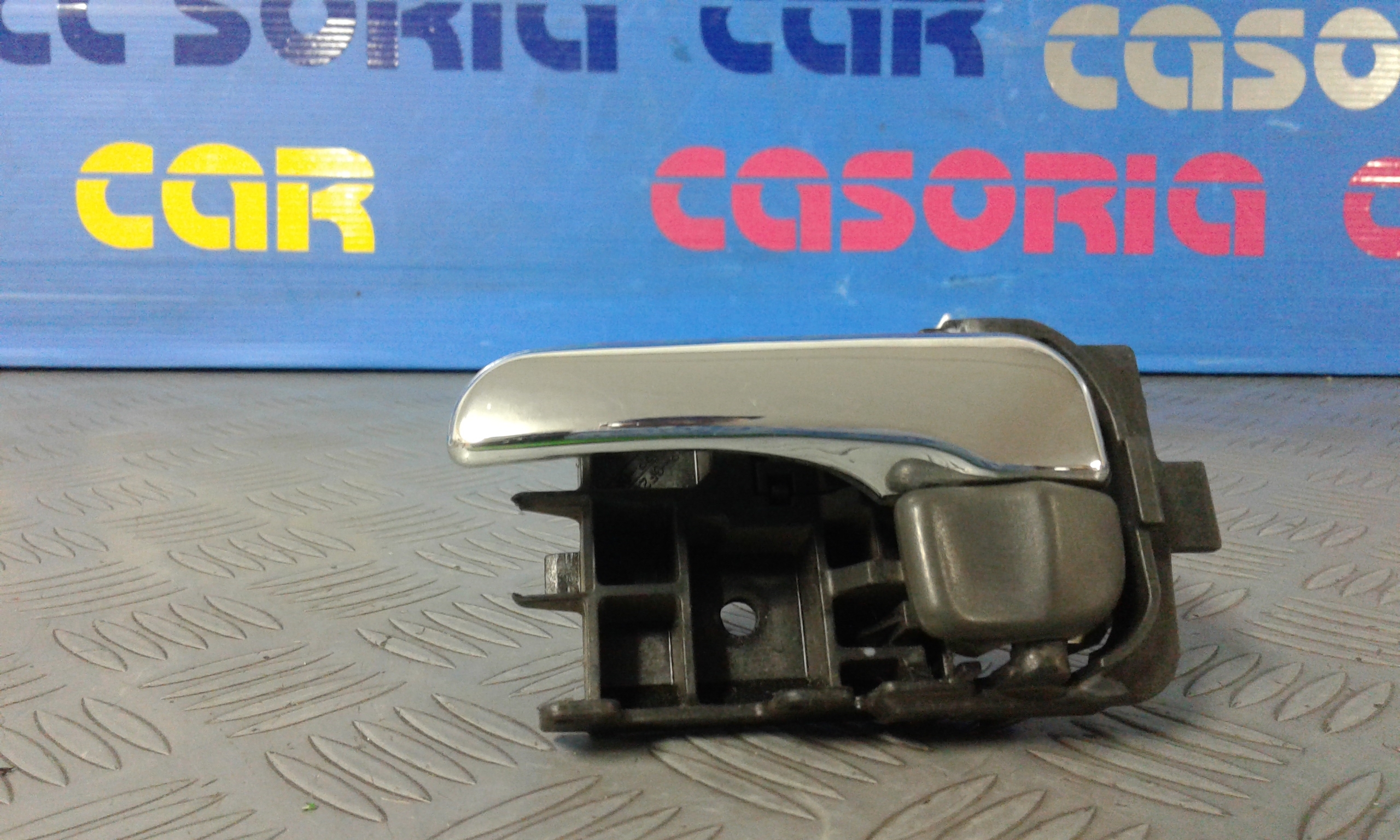 Maniglia interna Posteriore Sinistra NISSAN X-Trail 1 Serie