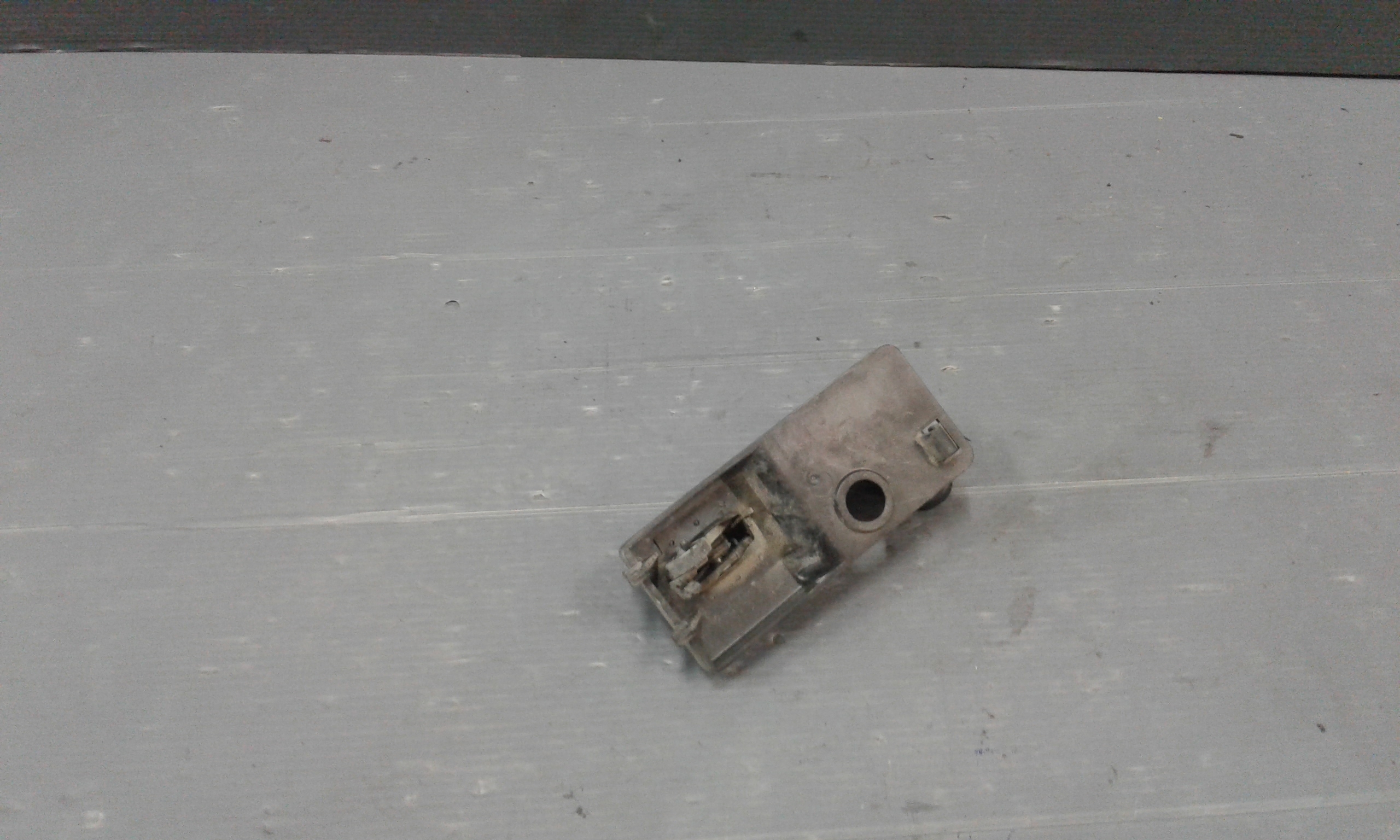 Maniglia interna Posteriore Sinistra FIAT Punto Berlina 5P