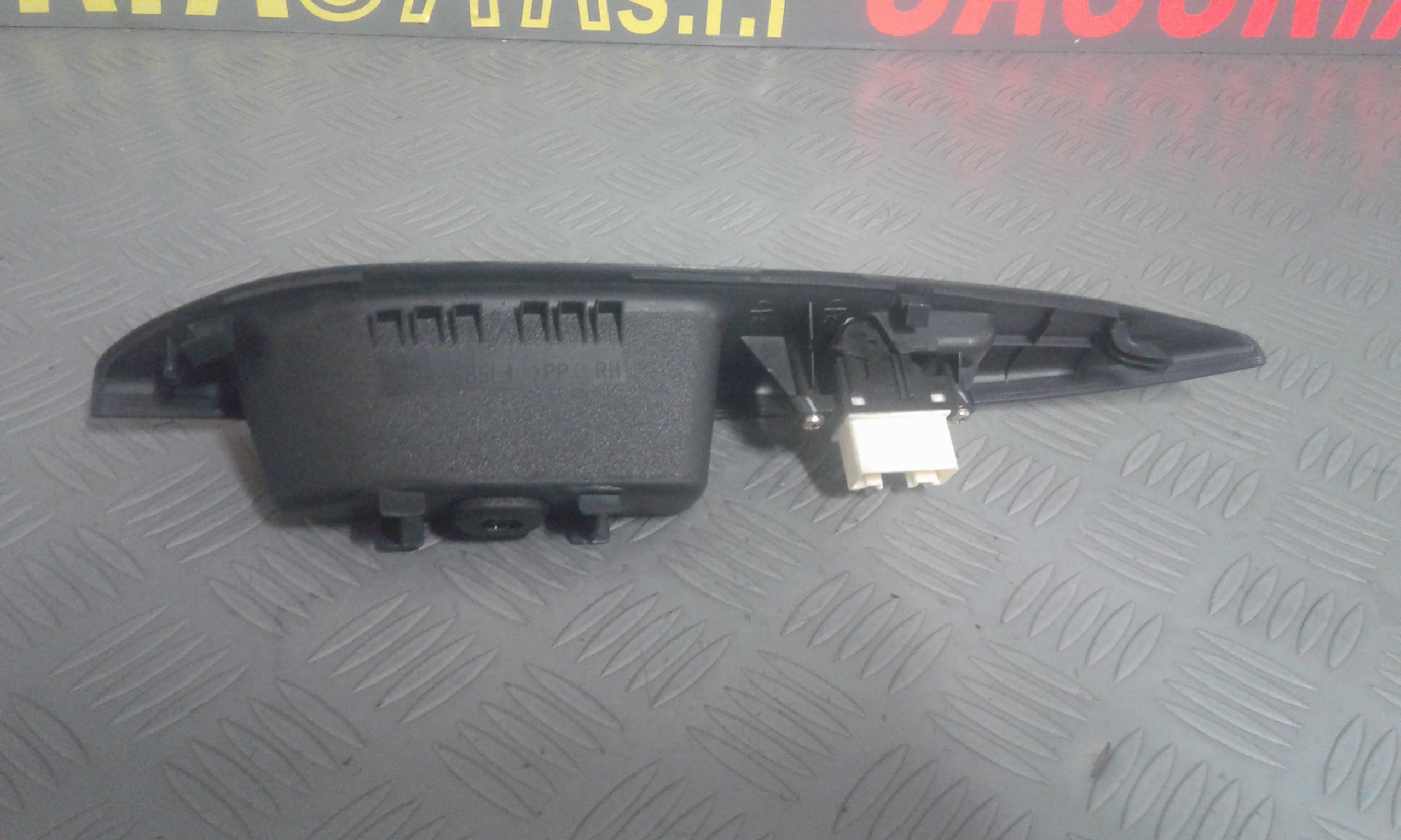 Pulsantiera Posteriore Destra MAZDA 6 S. Wagon