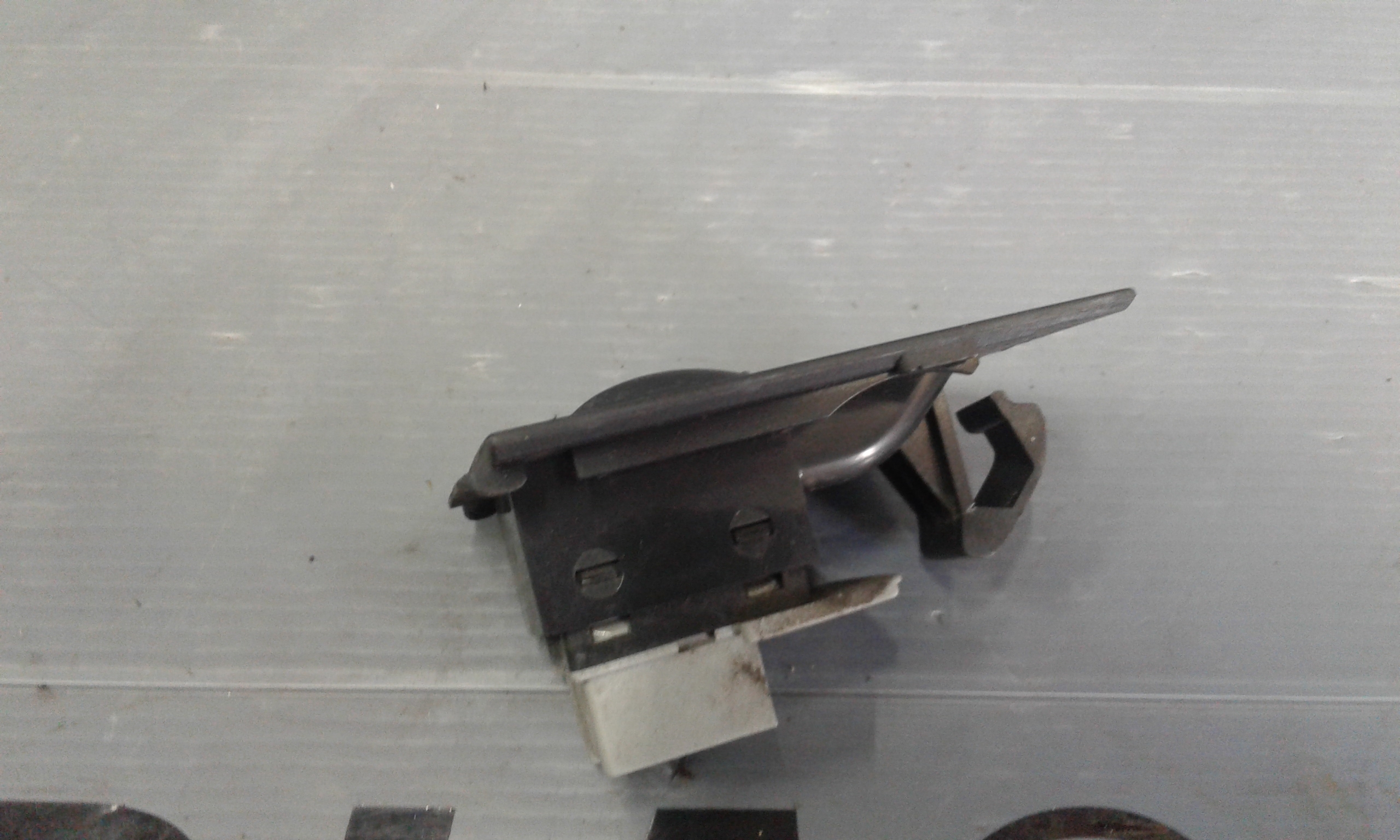 Pulsantiera Posteriore Destra AUDI A6 Berlina 2 Serie