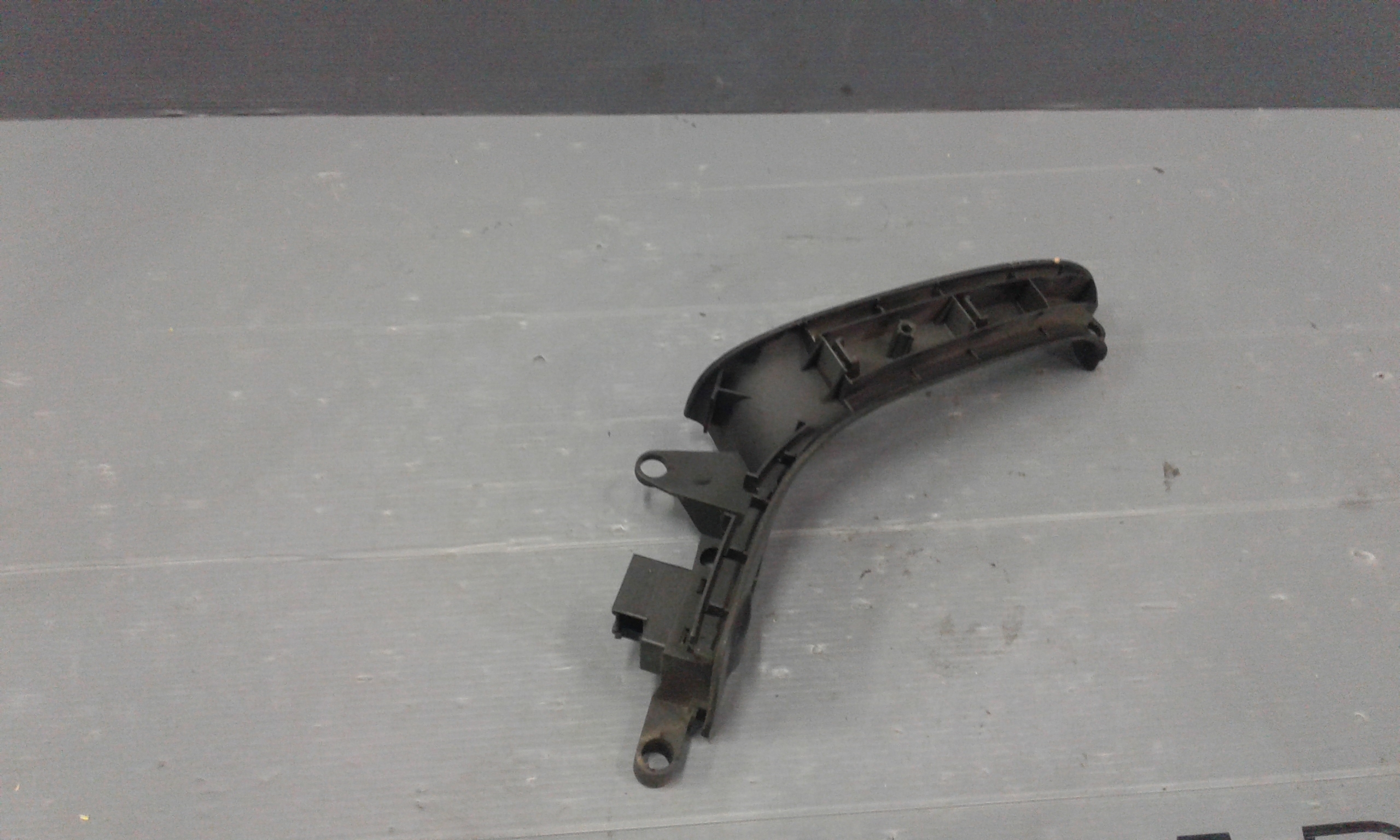 Pulsantiera Posteriore Destra AUDI A4 Berlina 2 Serie