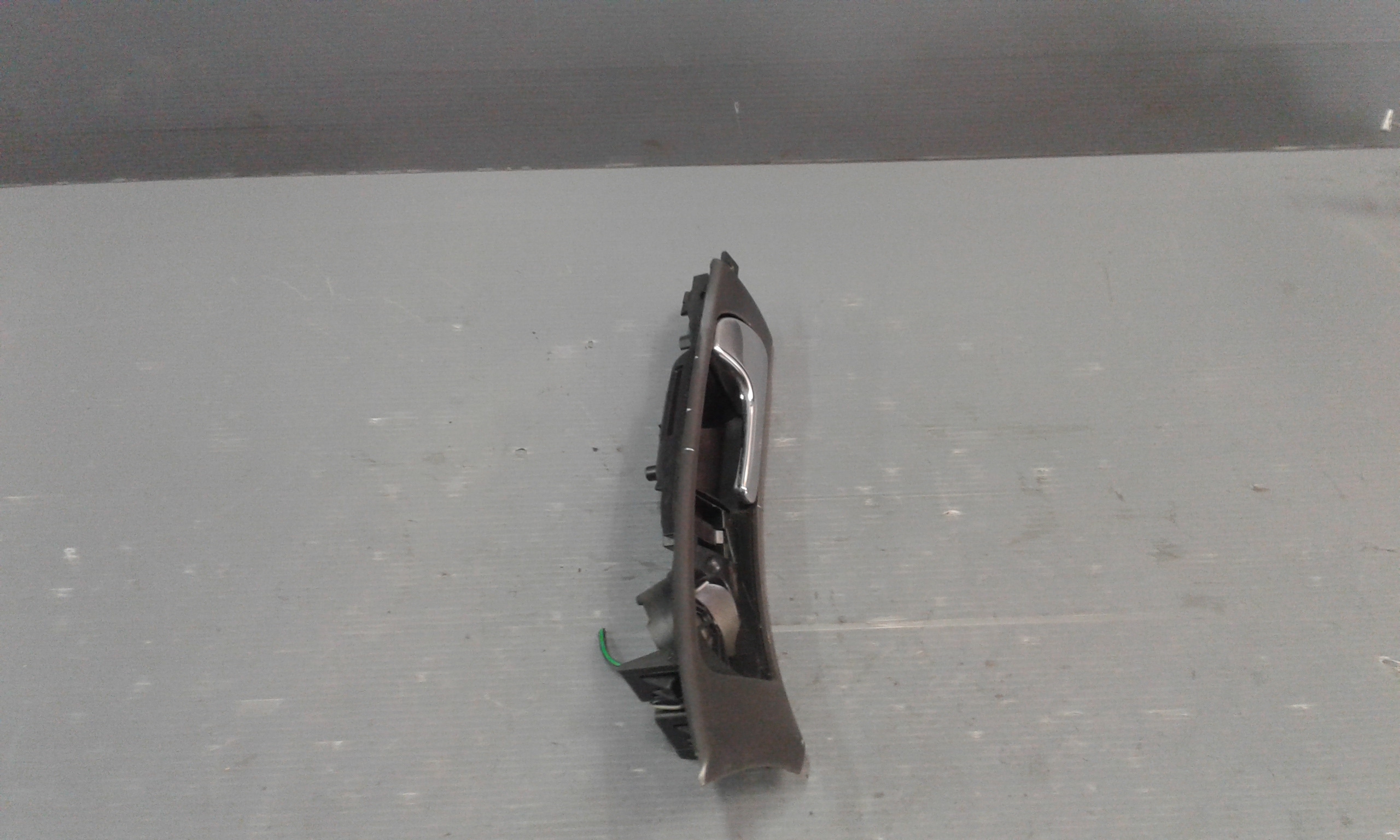 Maniglia interna Anteriore Destra AUDI A4 Avant 1 Serie