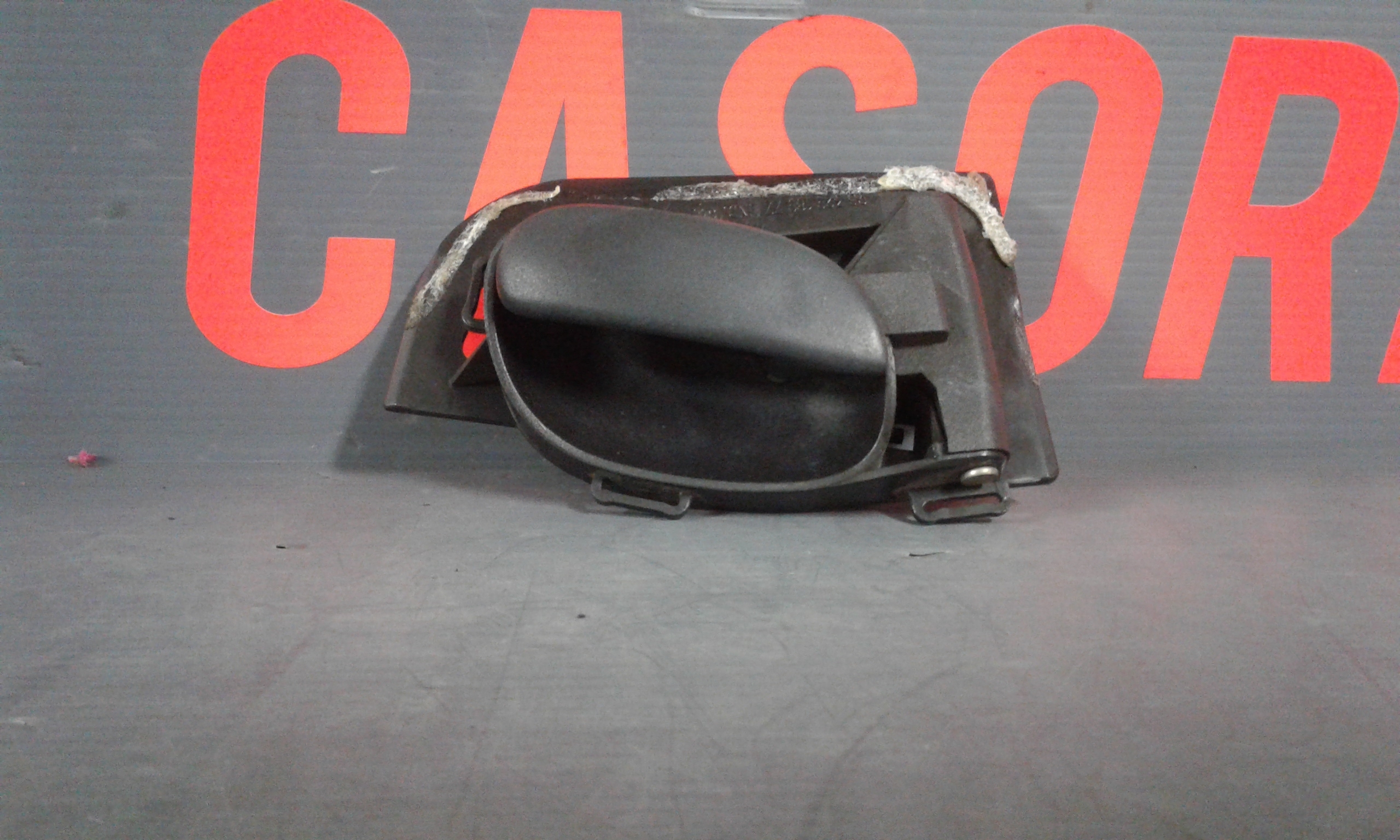 Maniglia interna anteriore Sinistra PEUGEOT 206 1 Serie