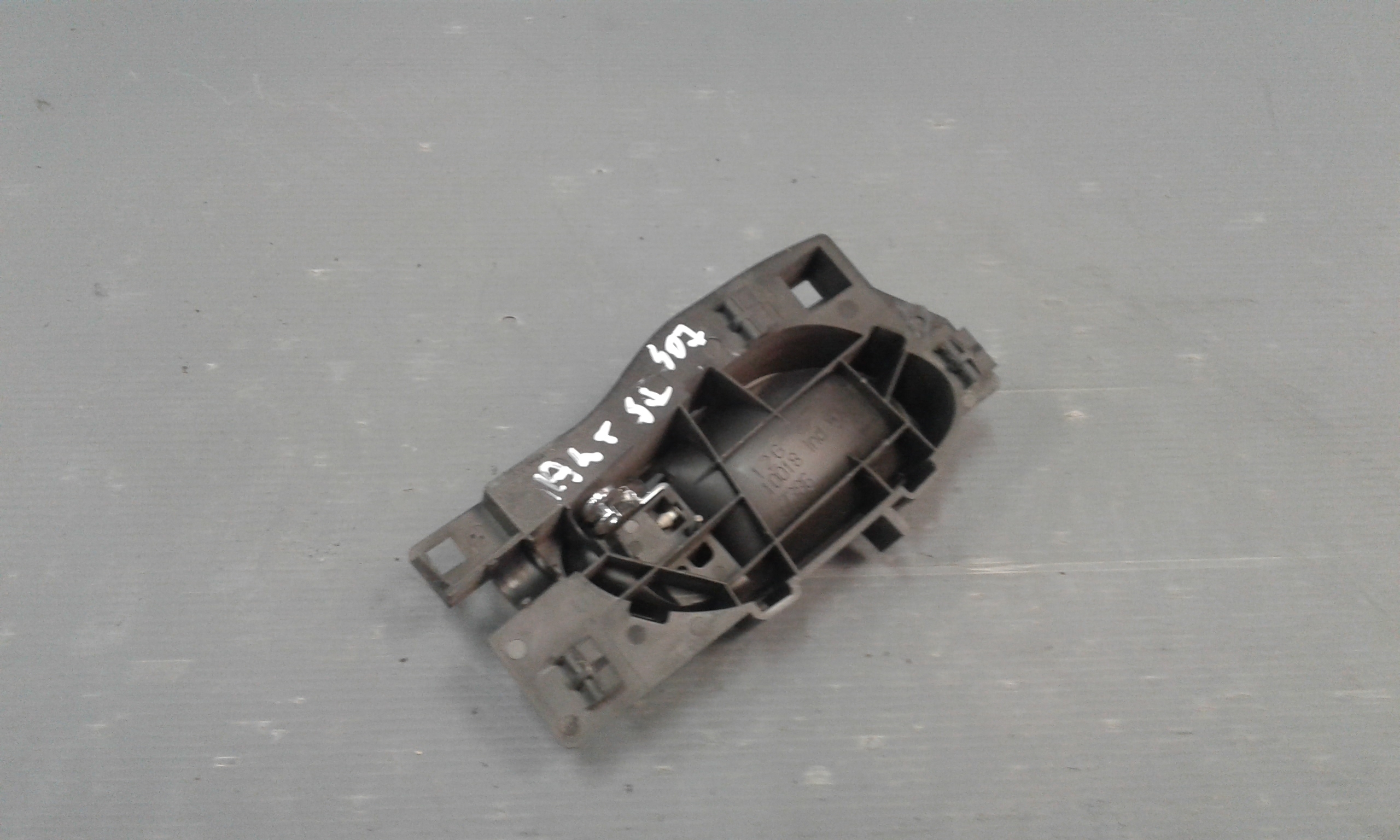 Maniglia interna anteriore Sinistra PEUGEOT 407 S. Wagon