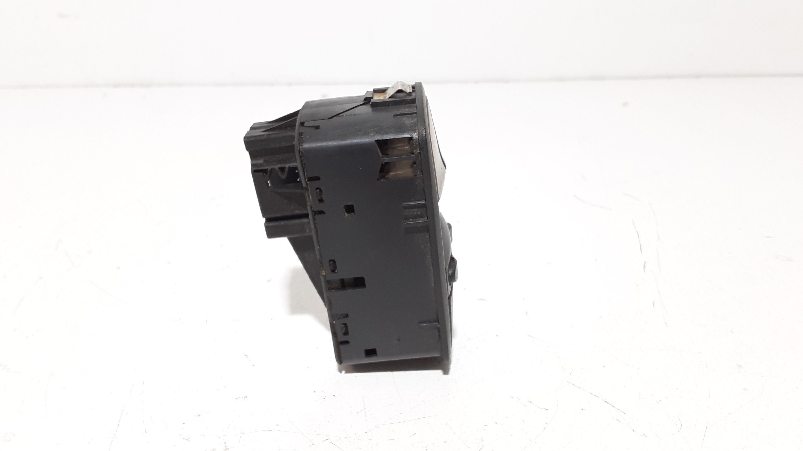 Pulsantiera Anteriore Sinistra Guida OPEL Corsa D 5P 1 Serie