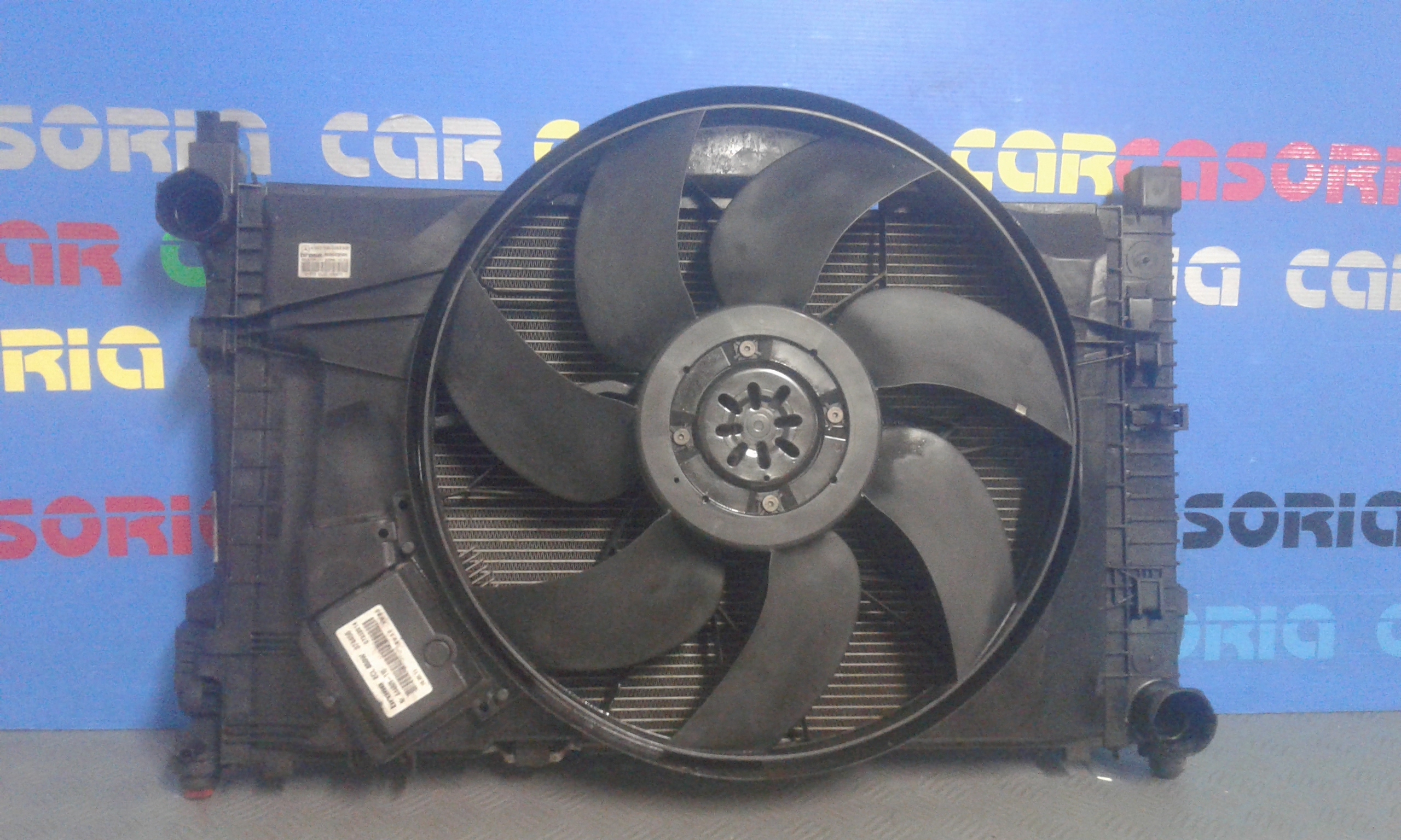 Radiatore acqua MERCEDES Classe C Berlina W203