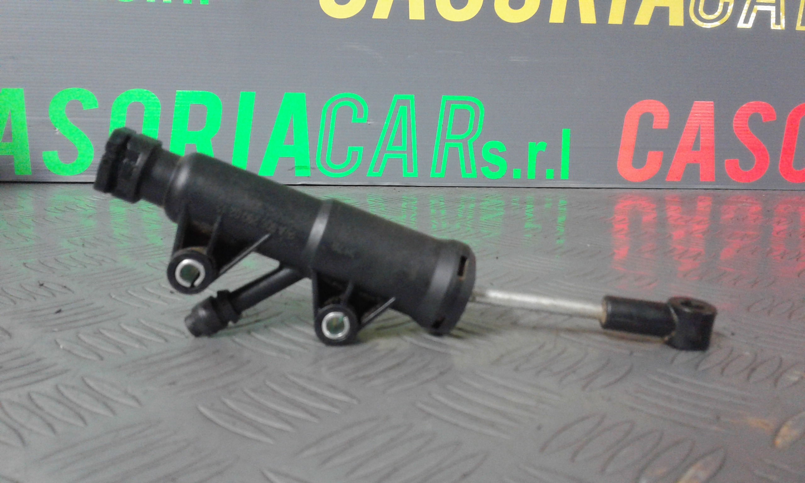 Pompetta Frizione MERCEDES Sprinter W906 3 Serie