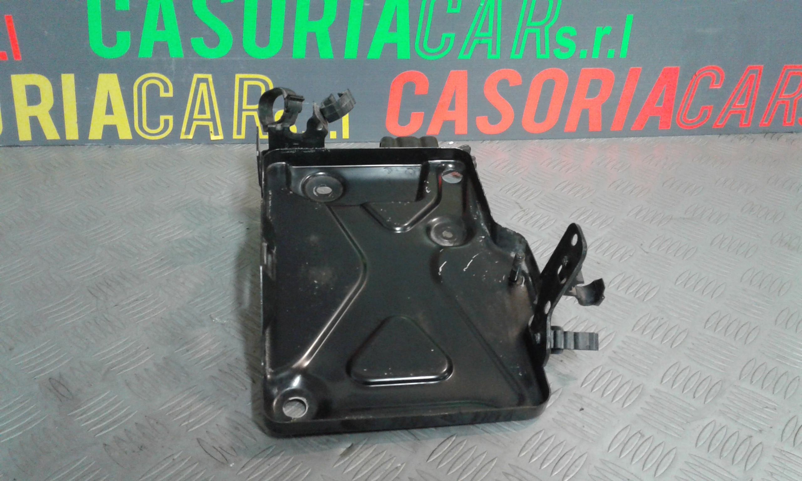Alloggio Batteria FIAT 500 L 1  Serie