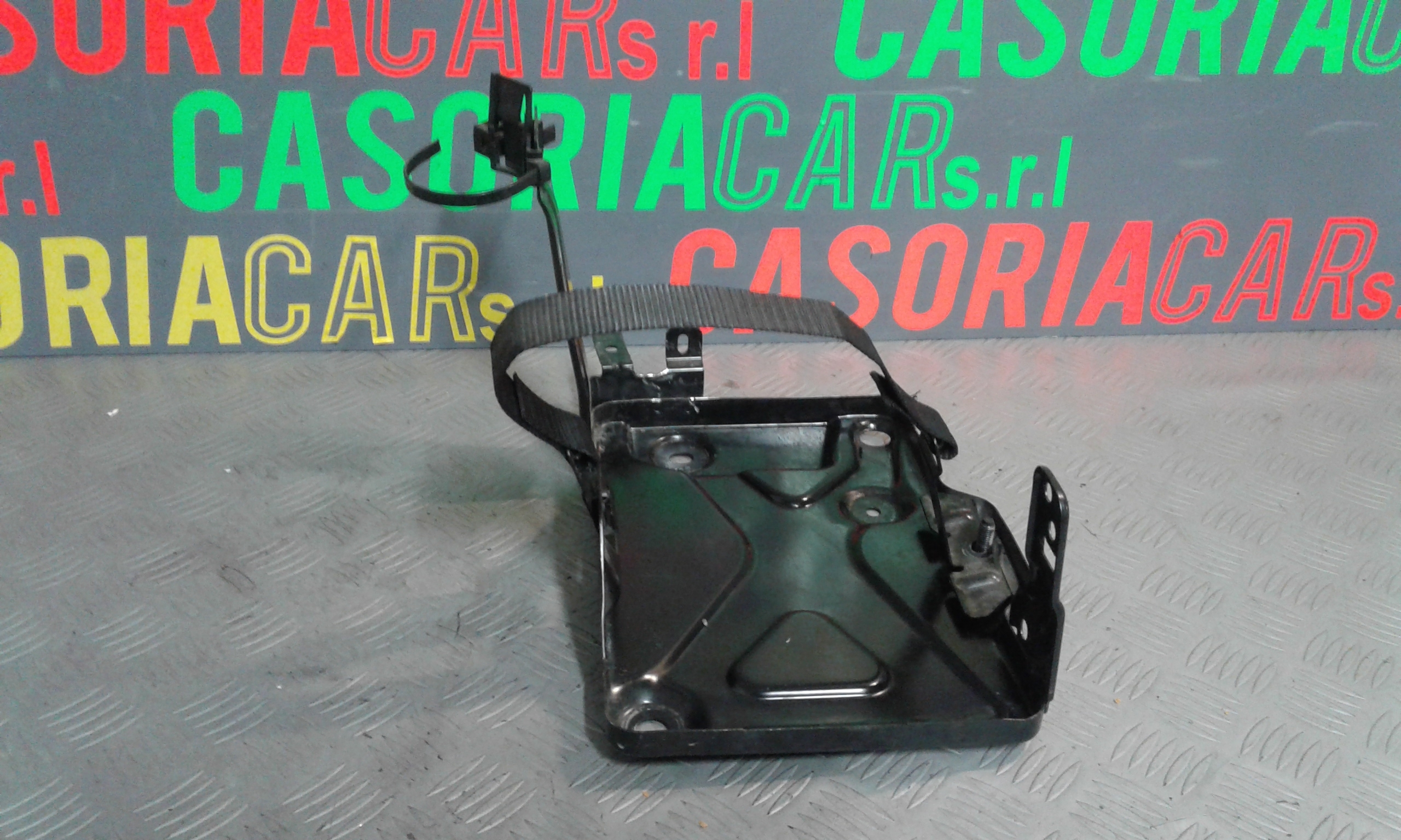 Alloggio Batteria FIAT 500 X 1 Serie
