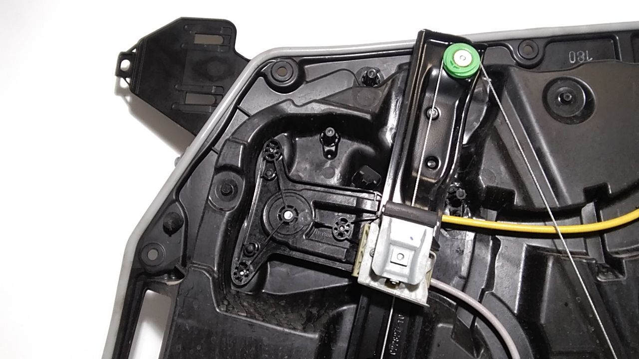 Cremagliera anteriore sinistra Guida MERCEDES GLC Coupe (BM 253) (6.2016) (16>)