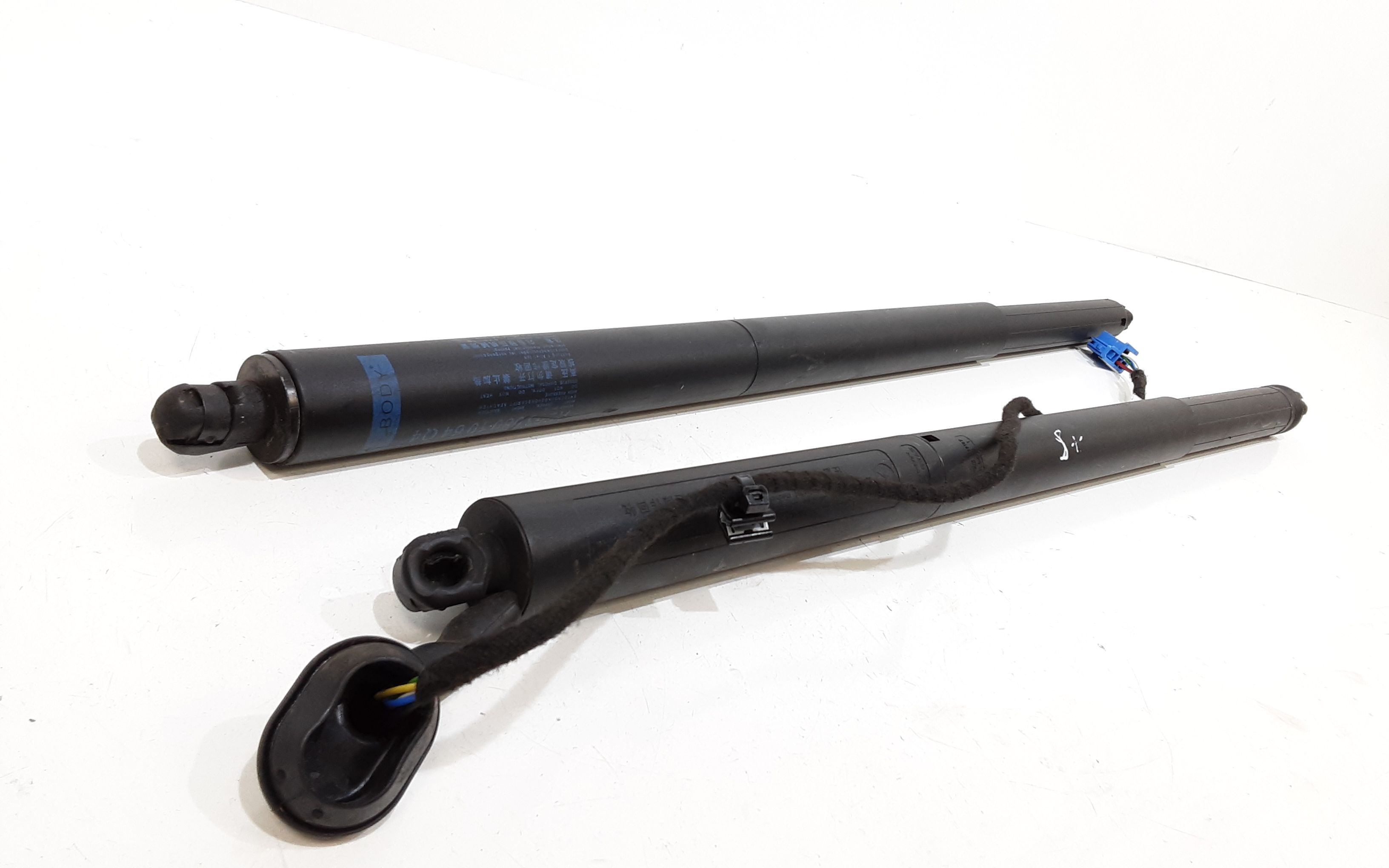 Pistoncini cofano Post. MERCEDES GLC Coupe (BM 253) (6.2016) (16>)