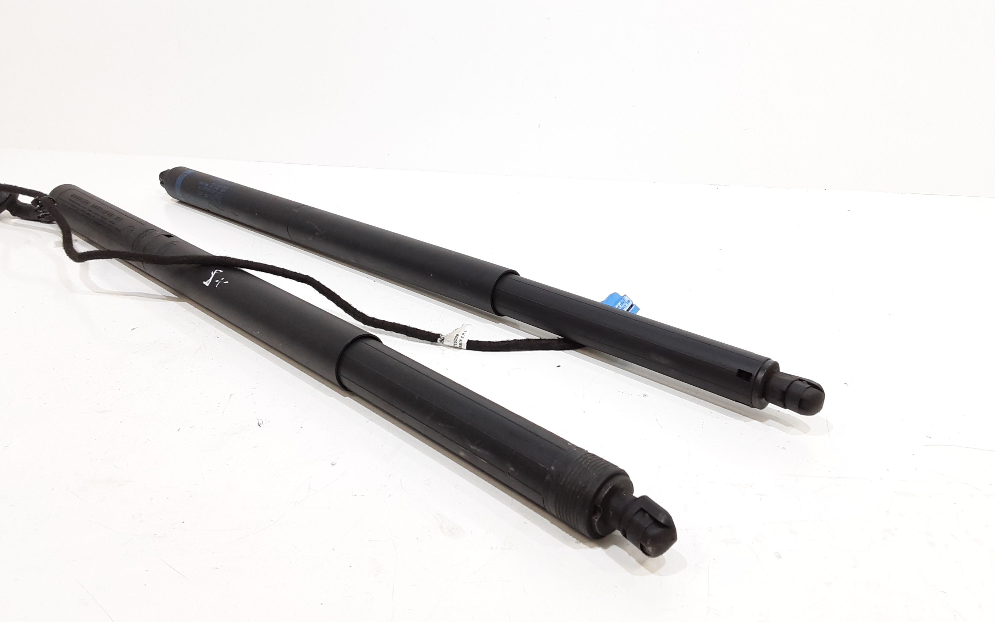 Pistoncini cofano Post. MERCEDES GLC Coupe (BM 253) (6.2016) (16>)