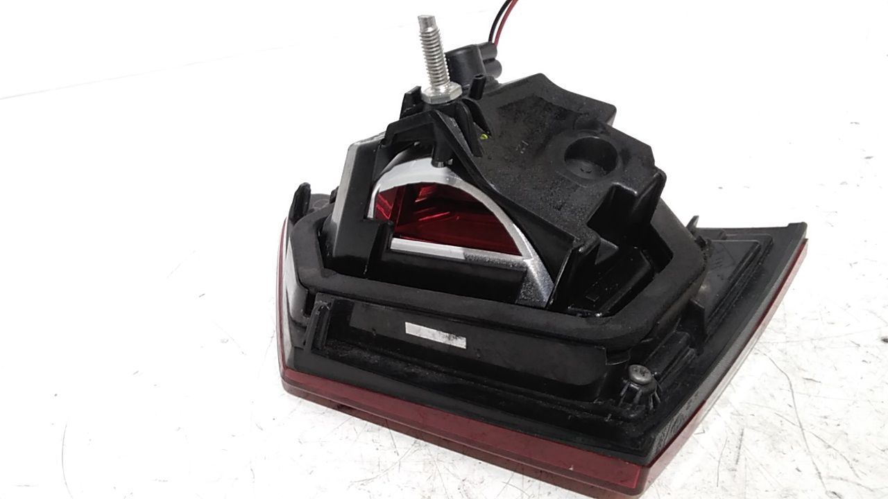 Stop Posteriore Sinistro Integrato nel Portello RENAULT Clio Serie IV (12>19)