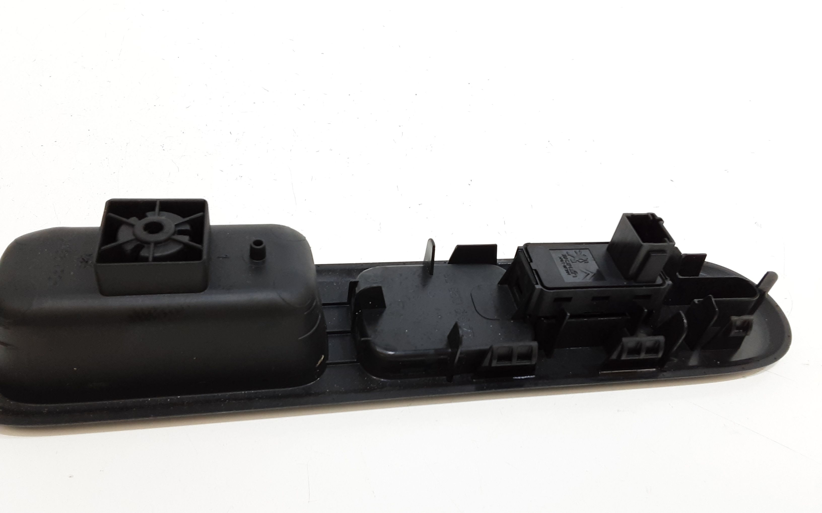 Pulsantiera Anteriore Destra Passeggero PEUGEOT 3008 Serie (09>16)