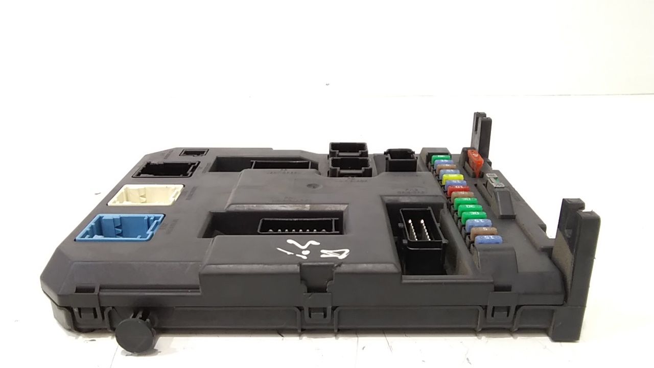 Centralina porta fusibili PEUGEOT 207 1 Serie