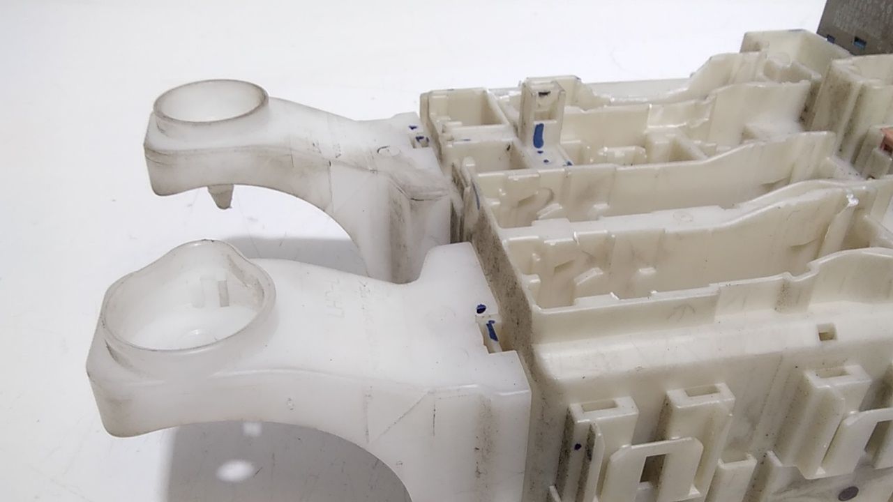 Centralina Porta Fusibili TOYOTA Rav4 4 Serie