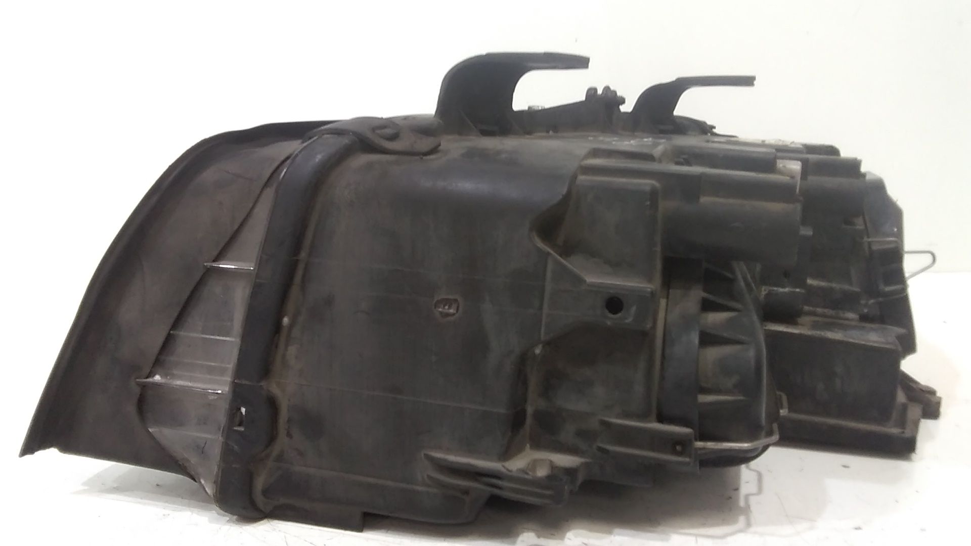 Faro anteriore Destro  Passeggero  XENON  AUDI A4 Avant (8E)