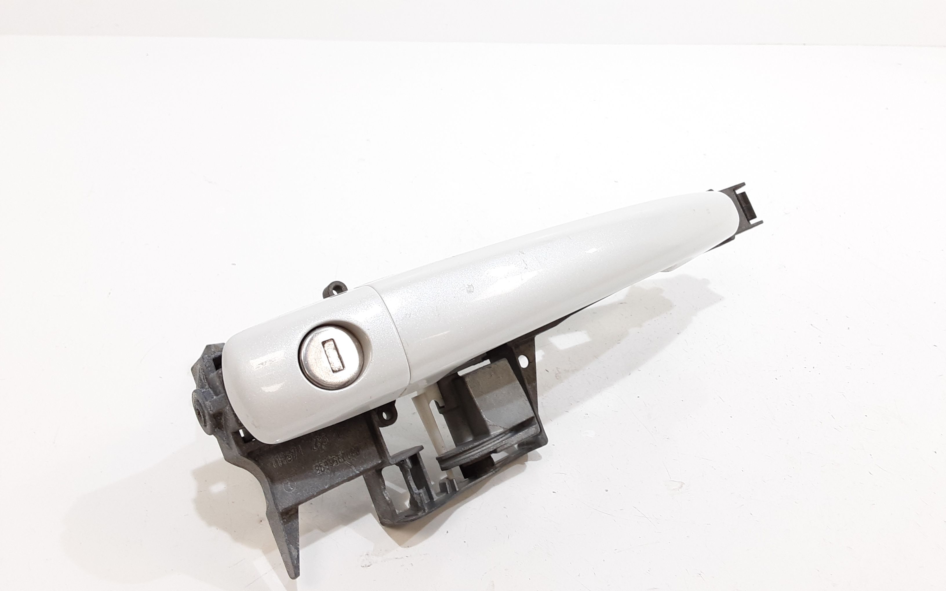 Maniglia esterna Anteriore Sinistra PEUGEOT 3008 Serie (09>16)