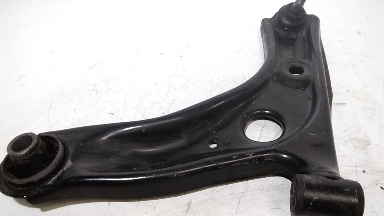 Braccio Oscillante anteriore Sinistro TOYOTA Aygo 3 Serie