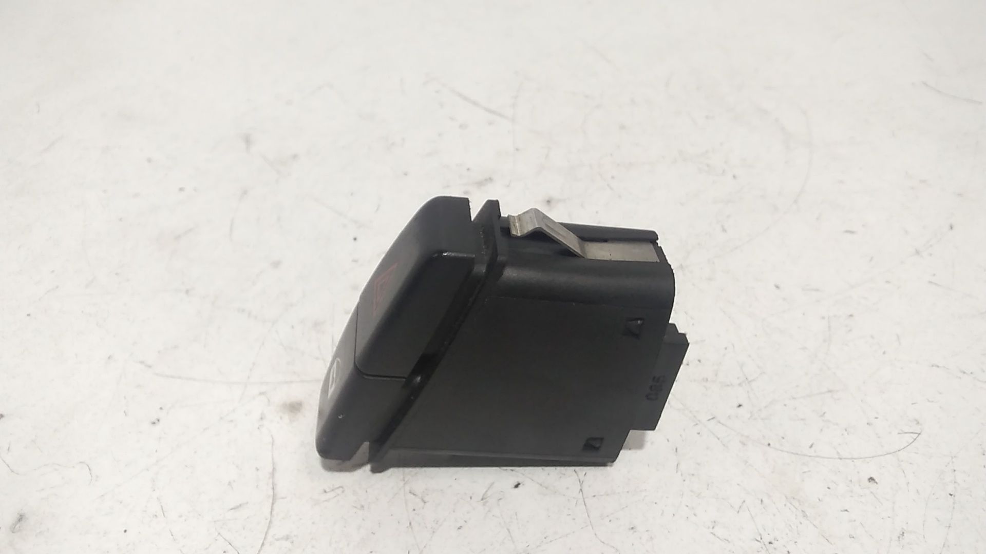 Pulsante luci di emergenza BMW X3 1 Serie