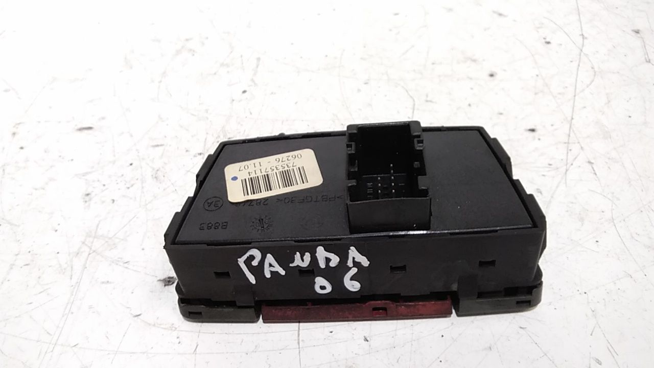Pulsante luci di emergenza FIAT Panda 2 Serie