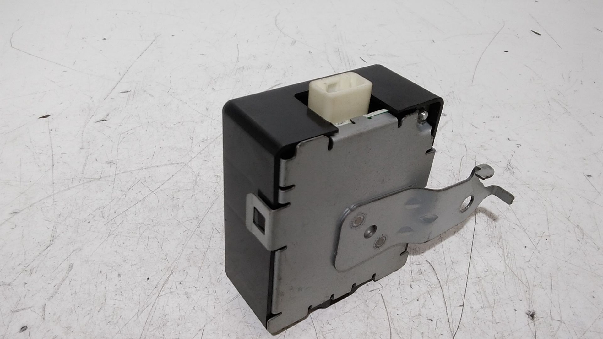 Centralina rele candeletta TOYOTA IQ 1 Serie