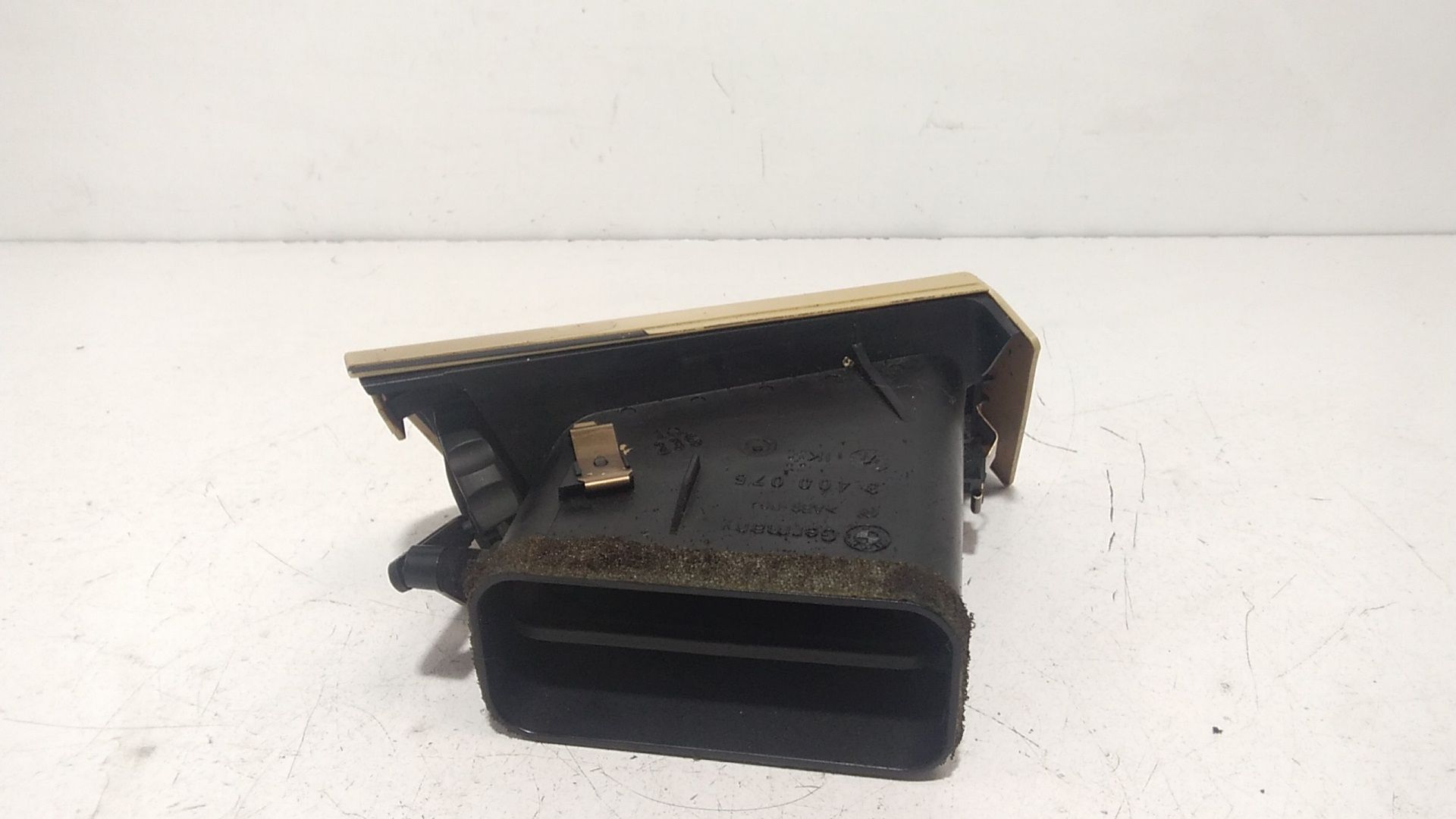 Bocchetta aria cruscotto lato guida BMW X3 1 Serie