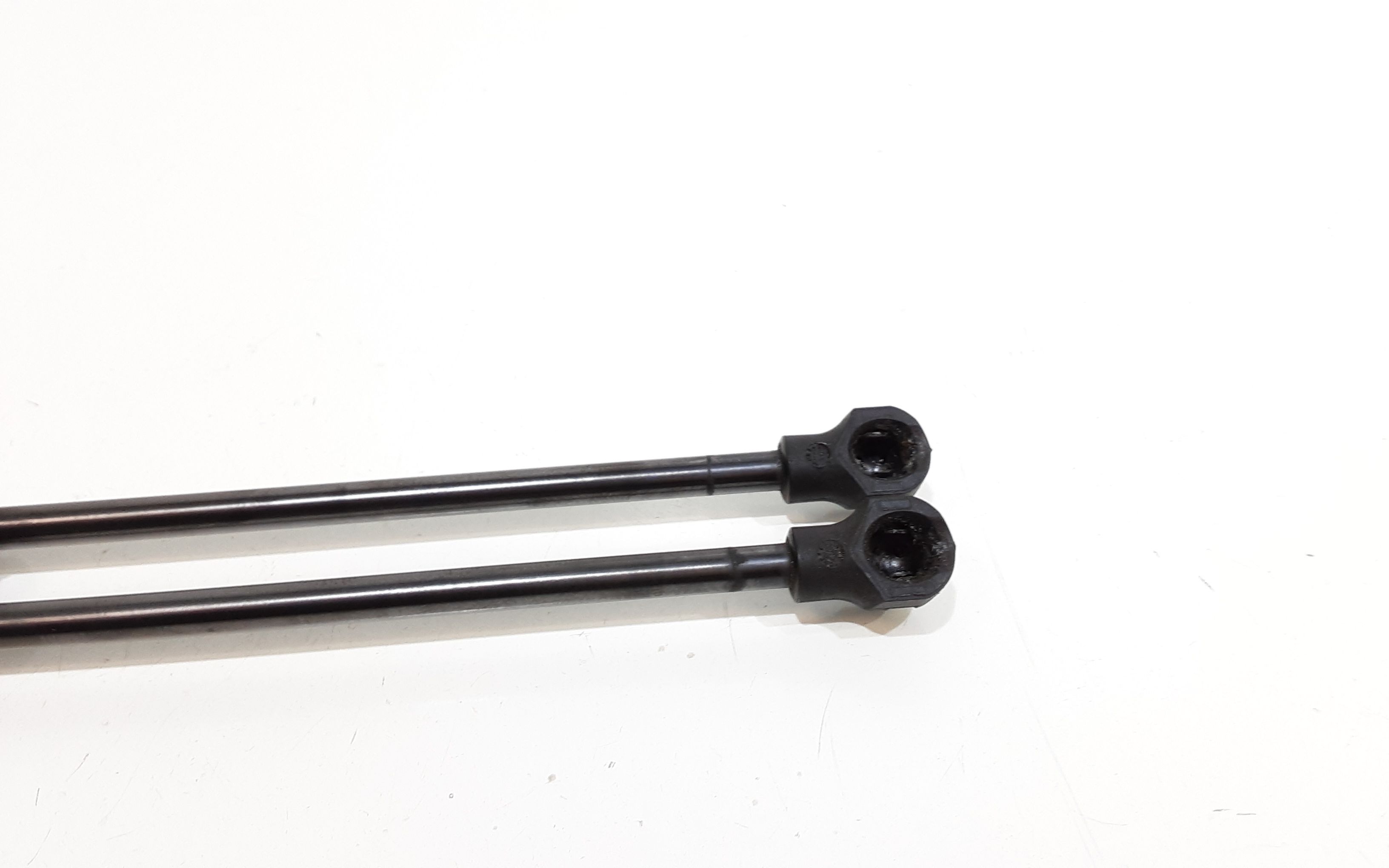 Pistoncini cofano Post. PEUGEOT 2008 1 Serie