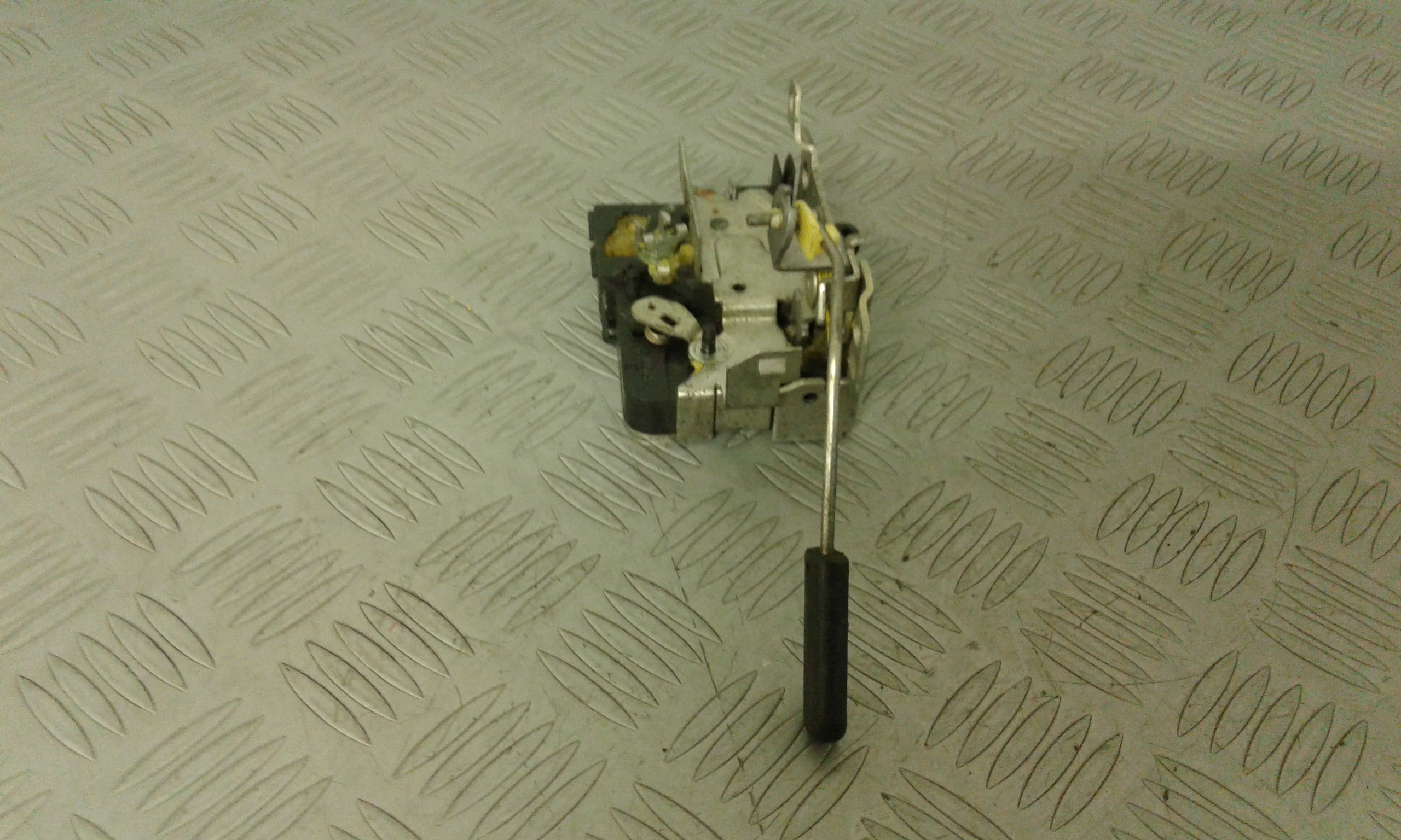 Serratura Anteriore Sinistra IVECO Daily 4 Serie