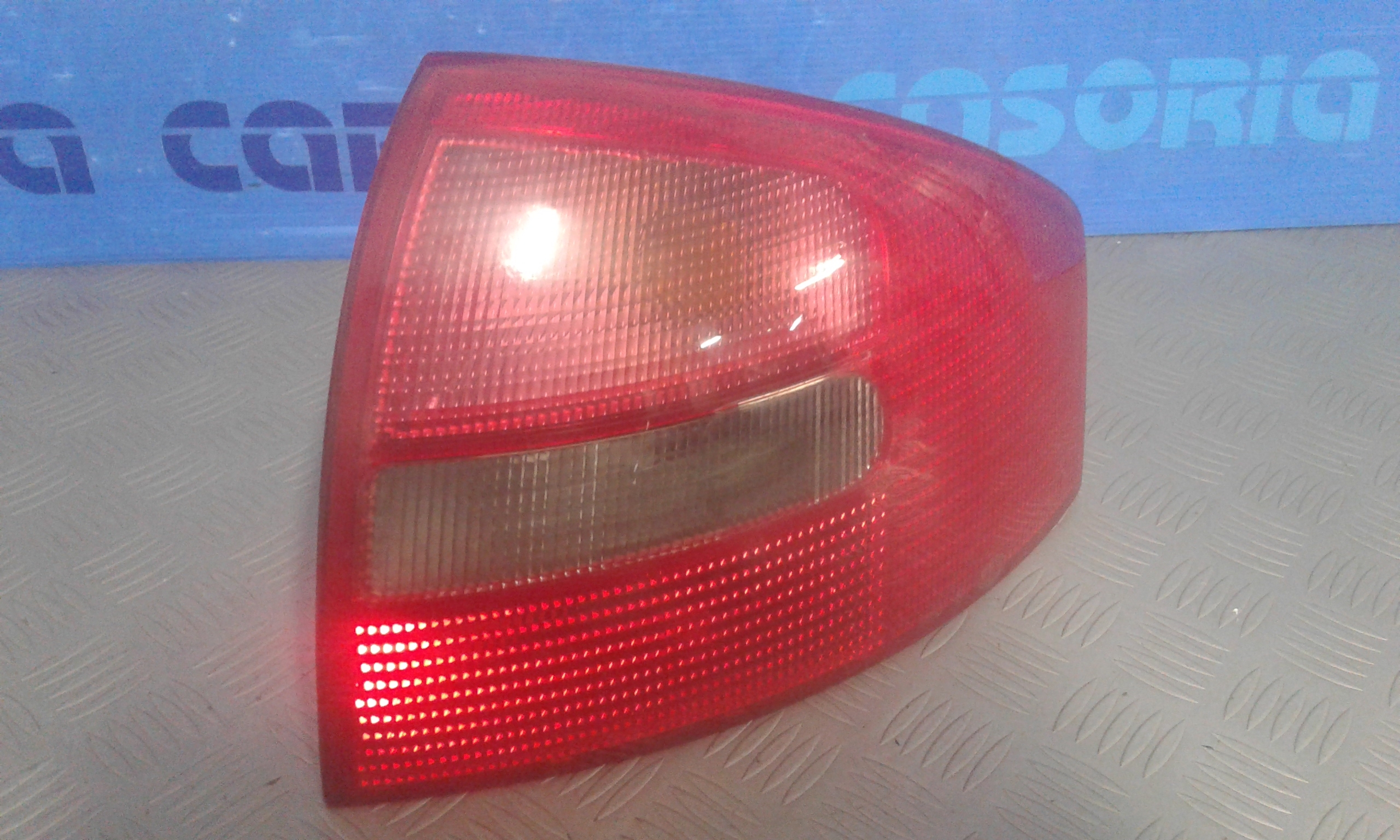 Stop posteriore Destro Passeggero AUDI A6 Berlina 2 Serie