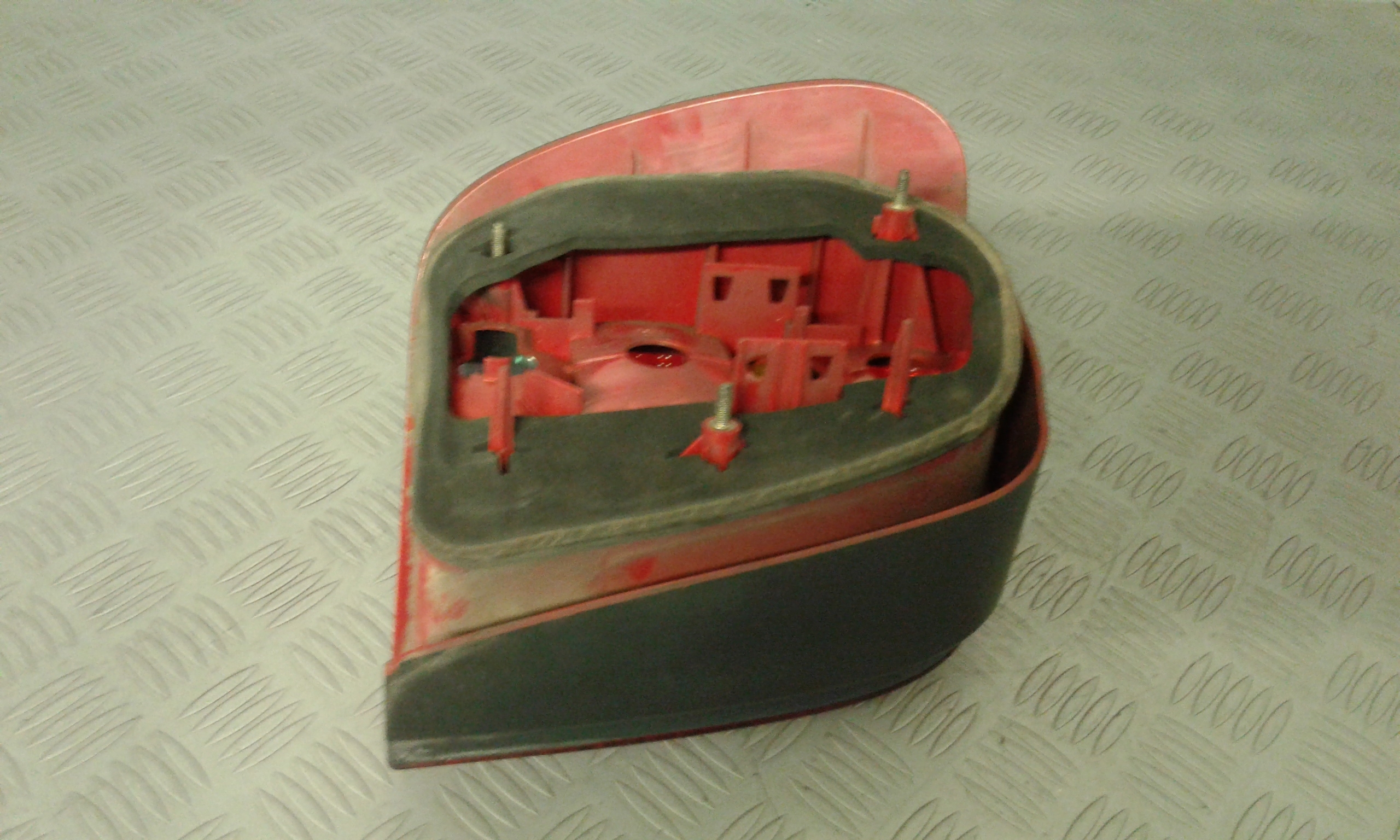 Stop posteriore Destro Passeggero VOLKSWAGEN Polo 3 Serie