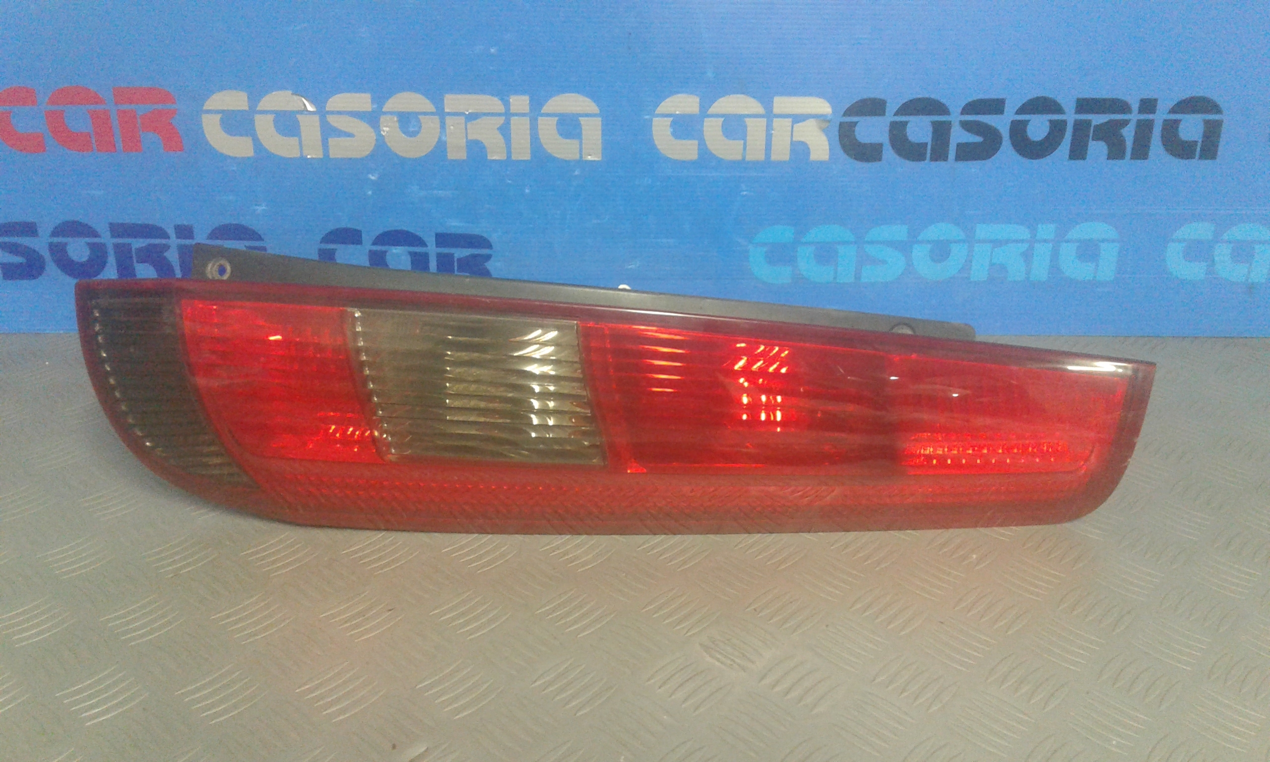 Stop posteriore Destro Passeggero FORD Fiesta 4 Serie