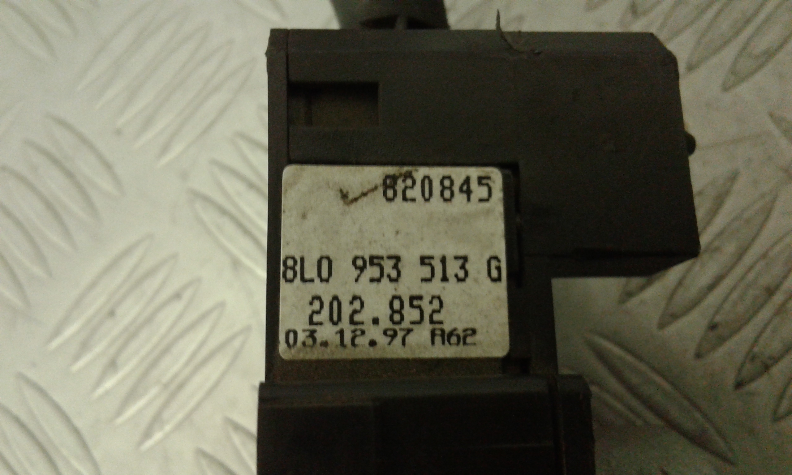 Devioluci VOLKSWAGEN Golf 4 Berlina