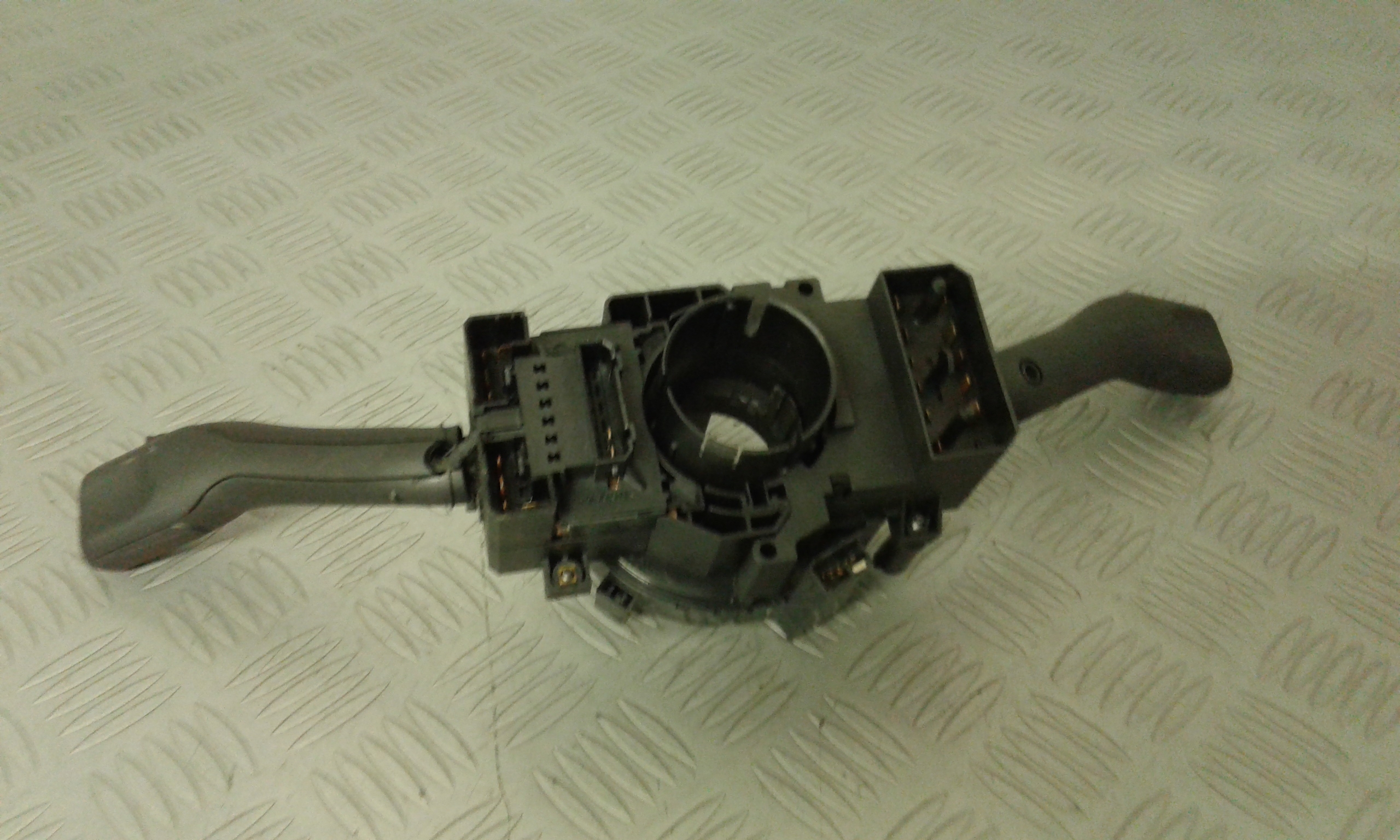 Devioluci VOLKSWAGEN Golf 4 Berlina