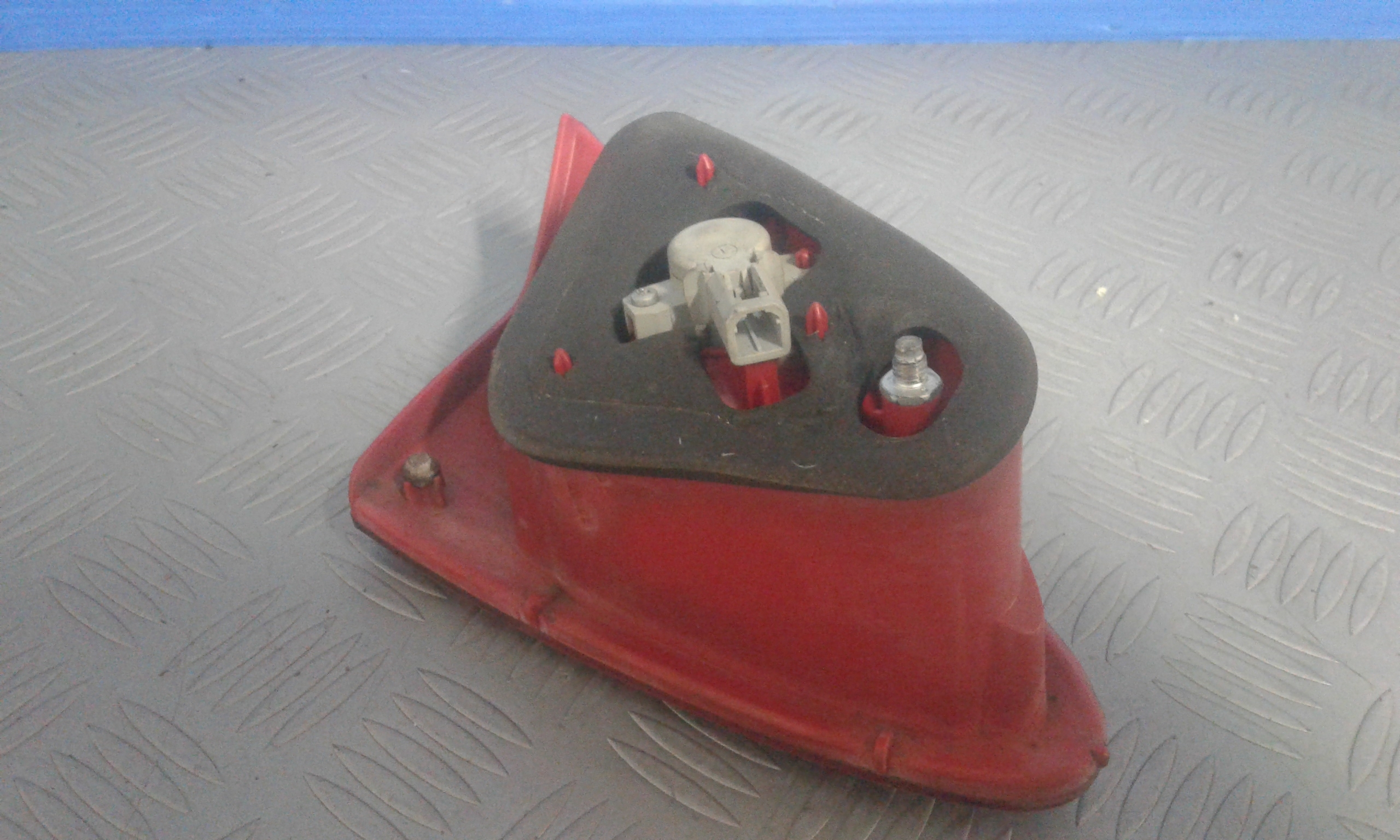 Stop Posteriore Destro Integrato nel Portello ALFA ROMEO 147 1  Serie